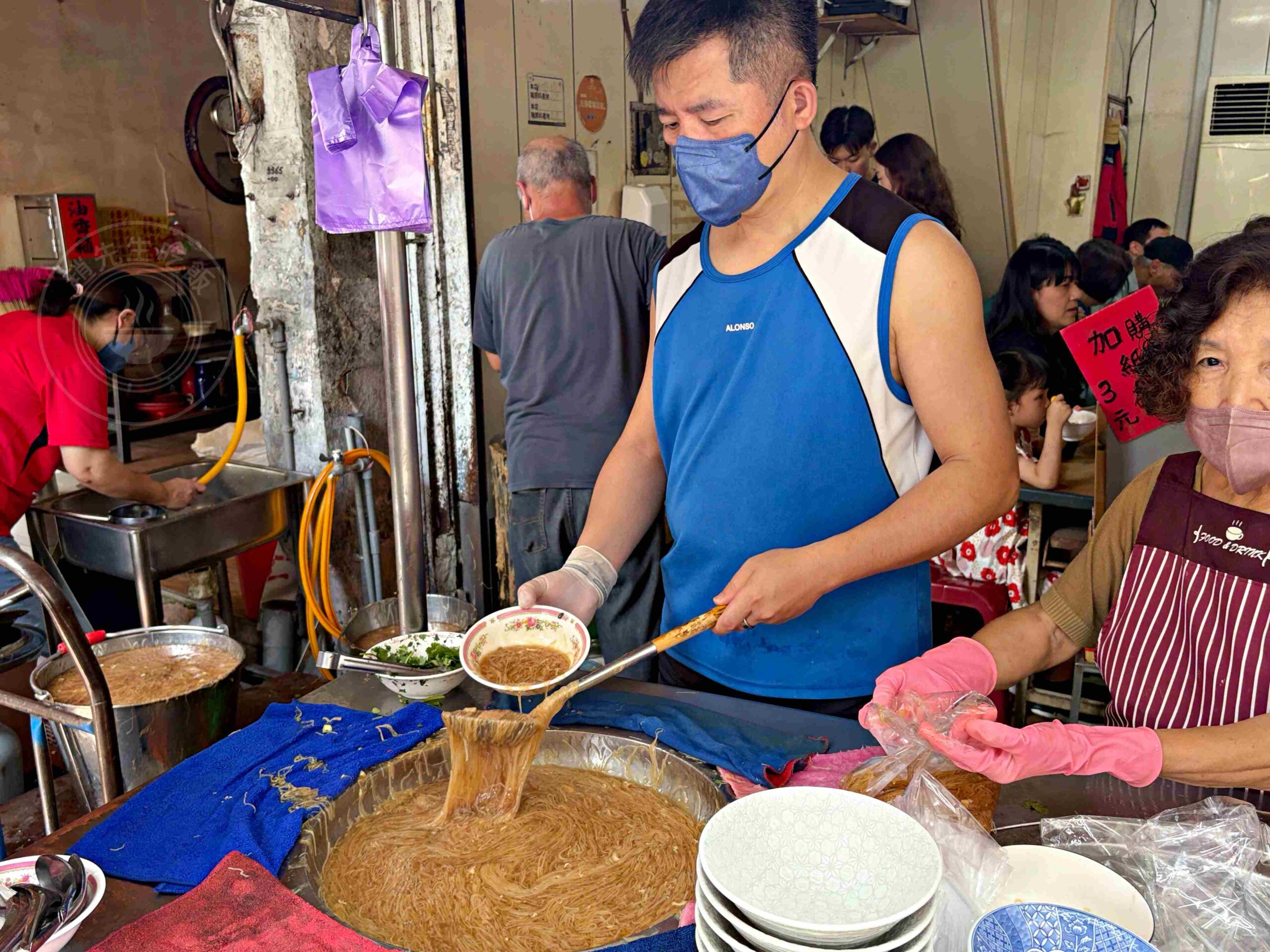 【彰化鹿港美食】蚯蚓龍山麵線糊，第一市場旁500碗麵線老店推薦(菜單) @趙先生吃飯