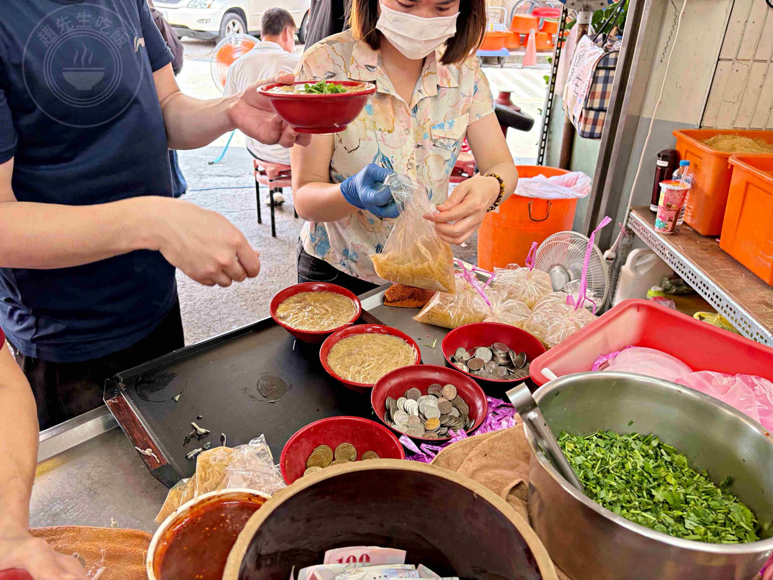 【彰化鹿港美食】王罔麵線糊，一碗35元肉塊給得很實在的傳統小吃推薦(菜單) @趙先生吃飯