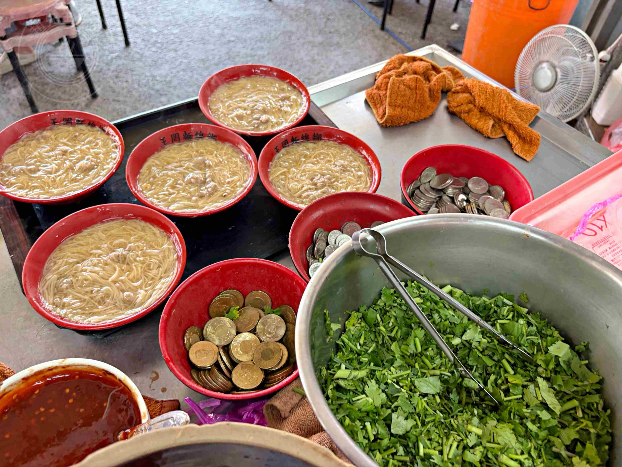 【彰化鹿港美食】王罔麵線糊，一碗35元肉塊給得很實在的傳統小吃推薦(菜單) @趙先生吃飯