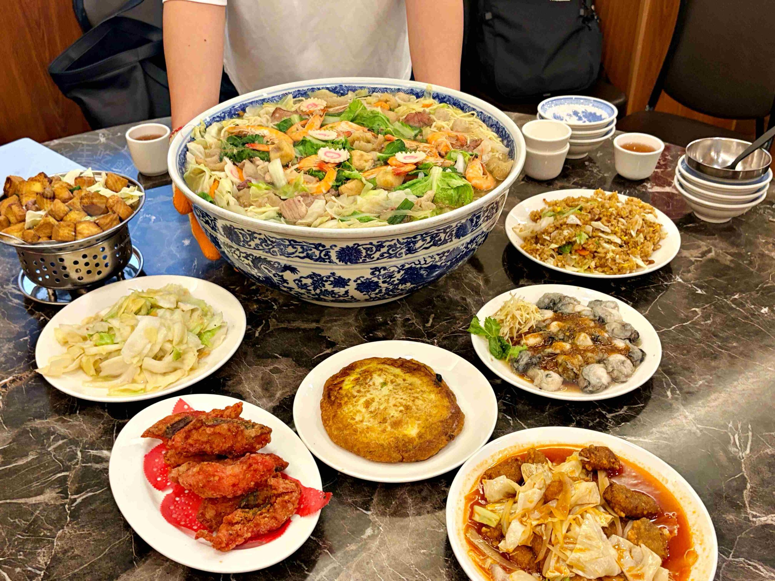 【八里美食】張吳記什錦麵，巨無霸什錦麵超誇張，熱炒也好吃，在地名店推薦(菜單) @趙先生吃飯