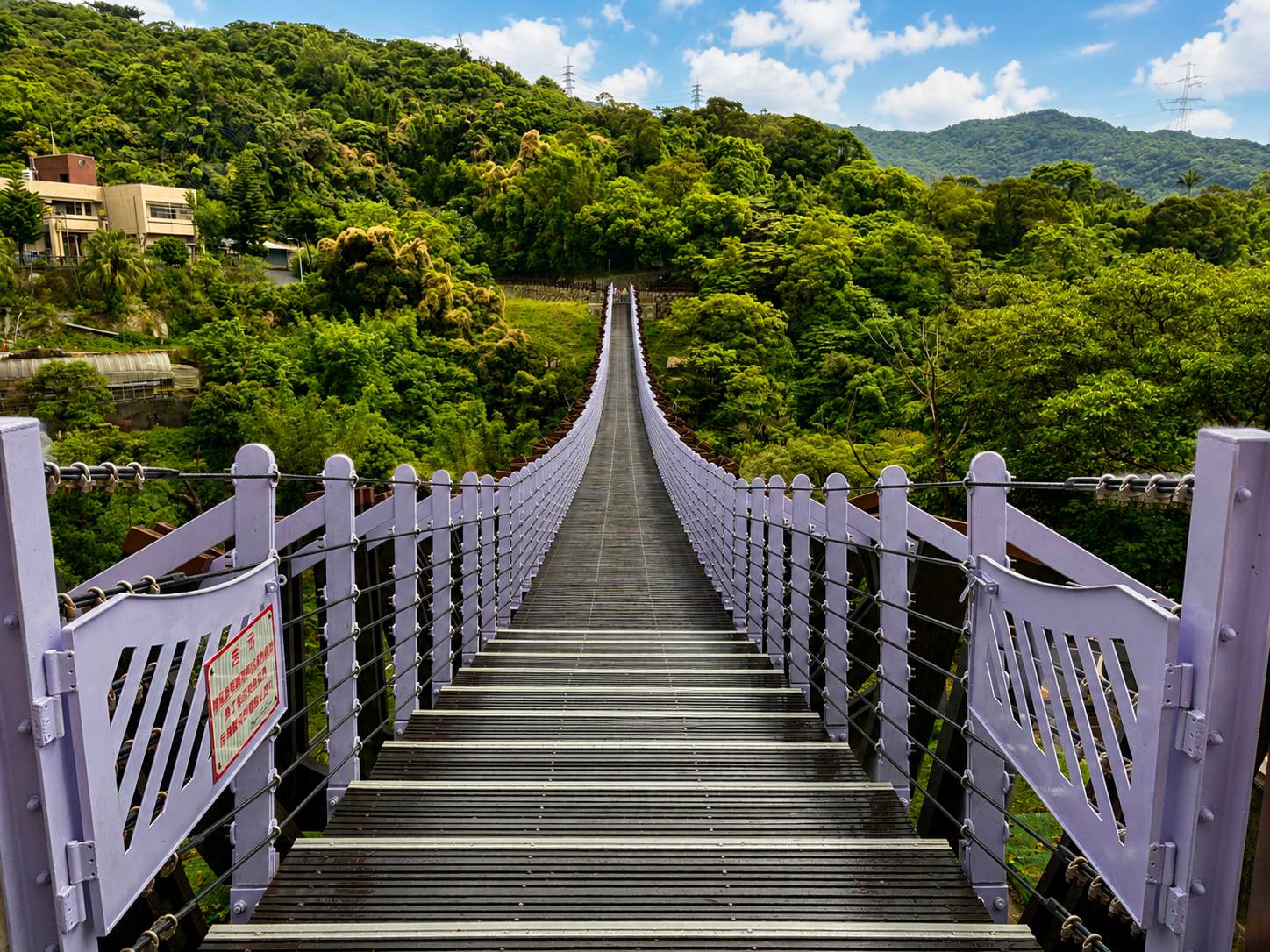 【內湖景點】碧山巖開漳聖王廟,免費好停車的散步路線,遠眺台北101推薦(白石湖吊橋) @趙先生吃飯 【內湖景點】碧山巖開漳聖王廟,免費好停車的散步路線,遠眺台北101推薦(白石湖吊橋) @趙先生吃飯