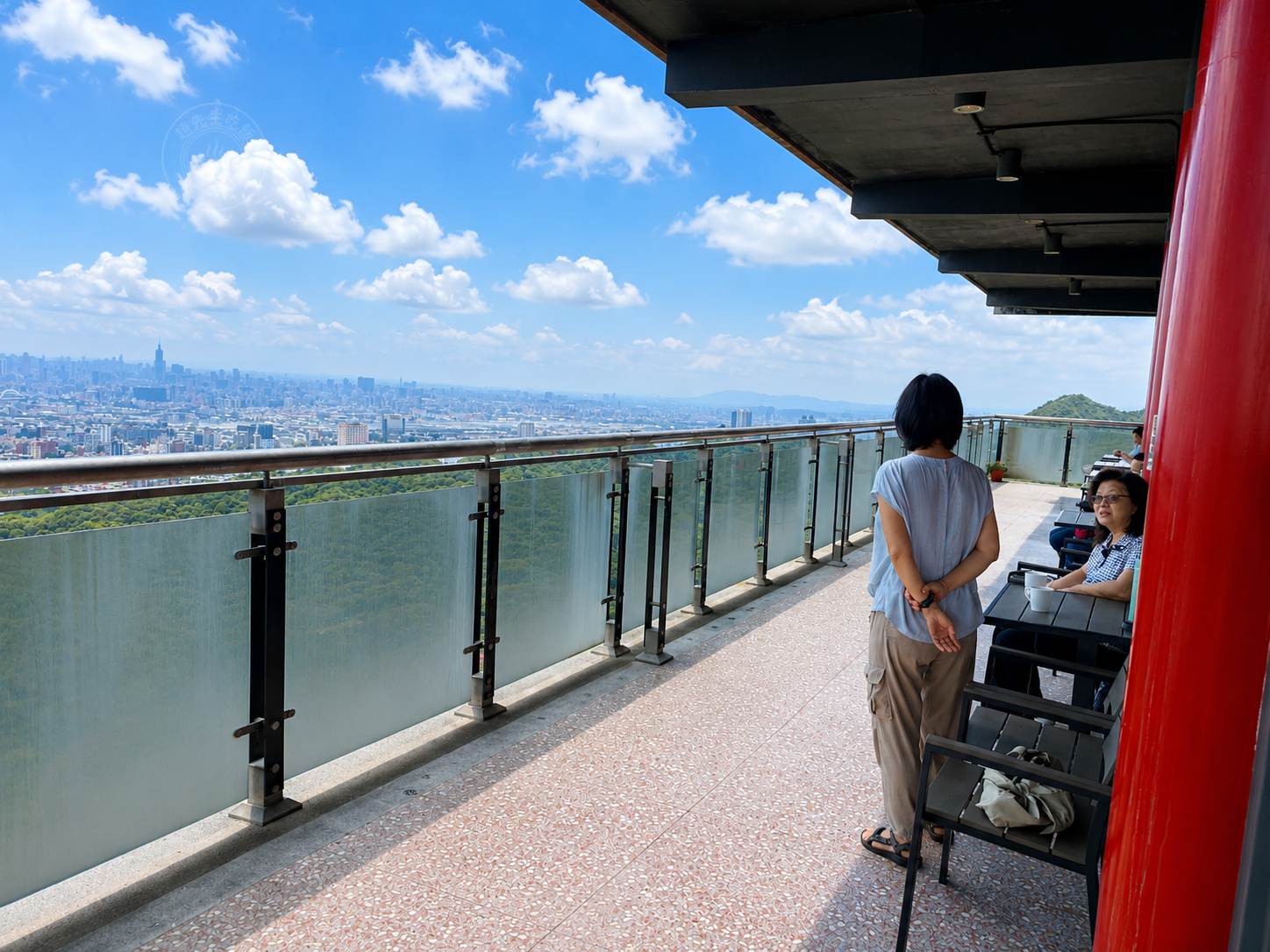 【內湖景點】碧山巖開漳聖王廟，免費好停車的散步路線，遠眺台北101推薦(白石湖吊橋) @趙先生吃飯