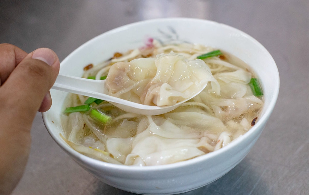 【雙連美食】阿田麵，飄香70年赤峰街老字號，巷弄隱藏版靈魂油蔥酥湯頭餛飩麵推薦(菜單) @趙先生吃飯