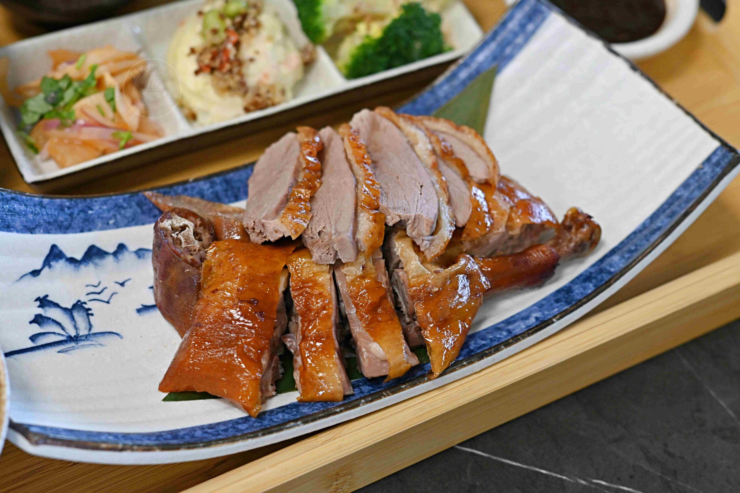 【宜蘭美食】光鮮生活美食館，礁溪極品個人定食，大片稻田窗景、烤鴨、肋排、龍蝦都推薦(菜單) @趙先生吃飯