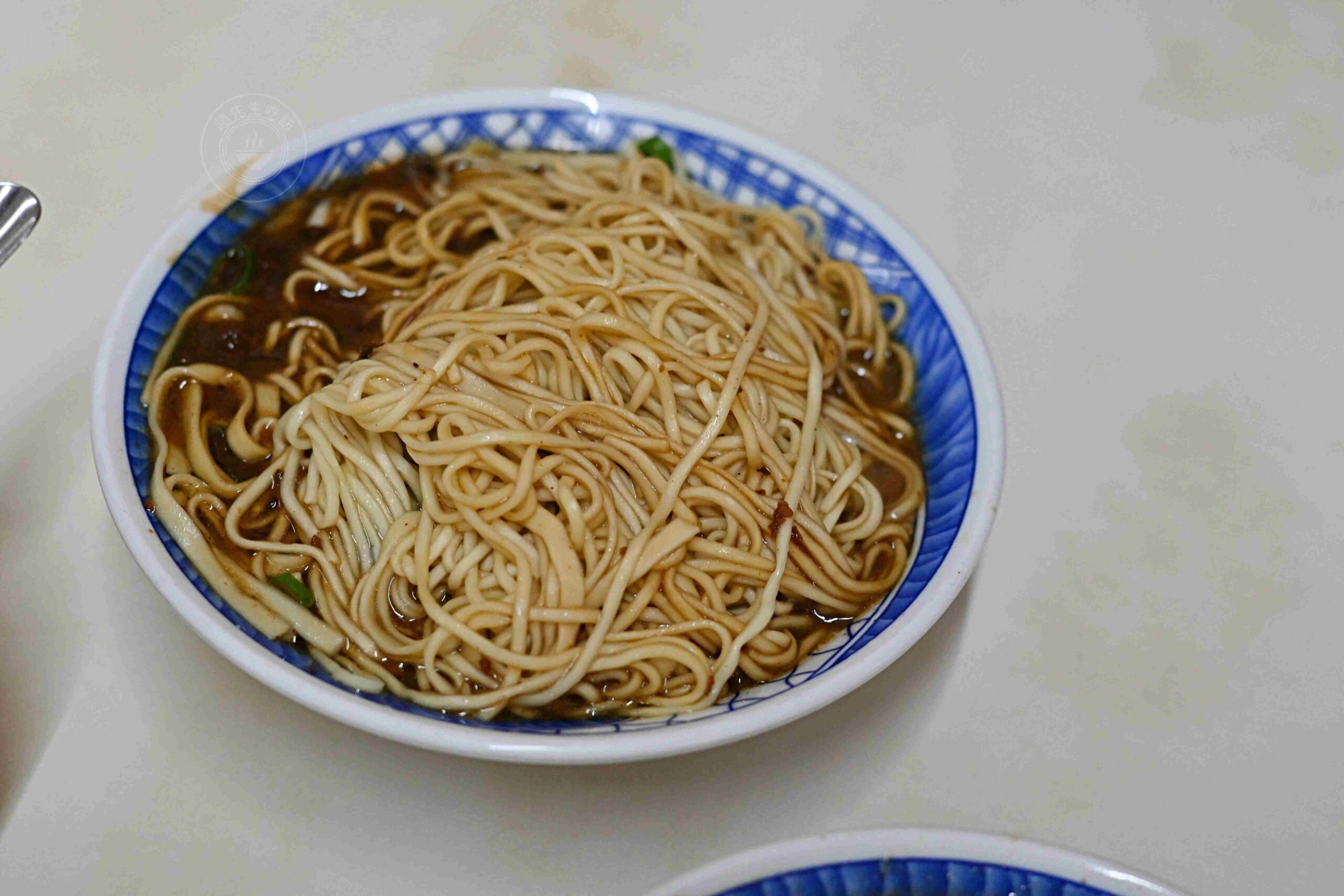 【宜蘭美食】復興路炸醬麵，在地老字號炸醬麵三兄弟，推薦炸醬麵與麻醬麵(菜單) @趙先生吃飯