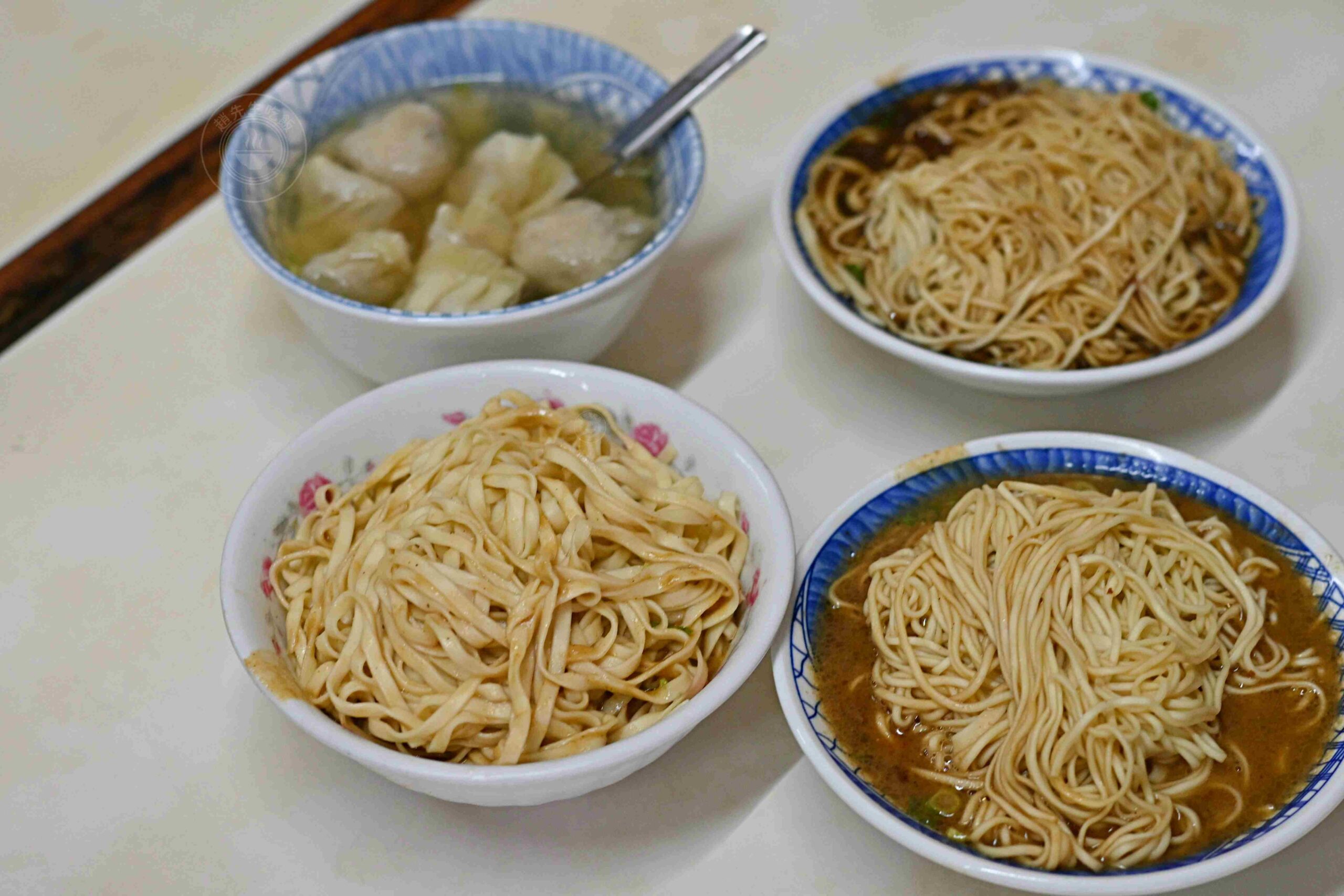 【宜蘭美食】復興路炸醬麵,在地老字號炸醬麵三兄弟,推薦炸醬麵與麻醬麵(菜單) @趙先生吃飯 【宜蘭美食】復興路炸醬麵,在地老字號炸醬麵三兄弟,推薦炸醬麵與麻醬麵(菜單) @趙先生吃飯