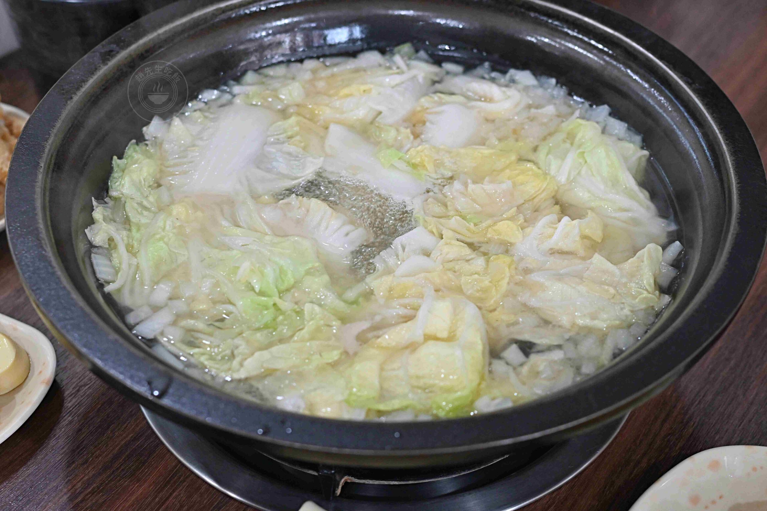 【北海岸美食】福緣火鍋,金山加油站旁超狂石頭火鍋神店推薦高CP值爆香肉片與肥美蚵仔(菜單) @趙先生吃飯 【北海岸美食】福緣火鍋,金山加油站旁超狂石頭火鍋神店推薦高CP值爆香肉片與肥美蚵仔(菜單) @趙先生吃飯