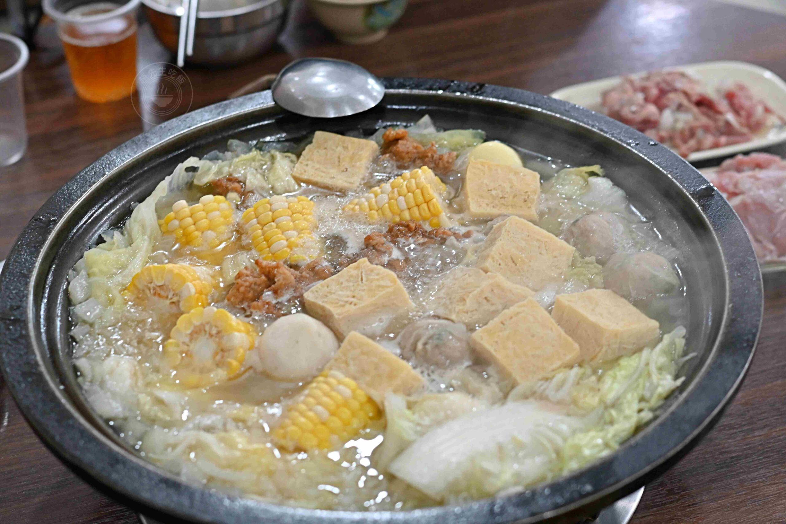 【北海岸美食】福緣火鍋,金山加油站旁超狂石頭火鍋神店推薦高CP值爆香肉片與肥美蚵仔(菜單) @趙先生吃飯 【北海岸美食】福緣火鍋,金山加油站旁超狂石頭火鍋神店推薦高CP值爆香肉片與肥美蚵仔(菜單) @趙先生吃飯