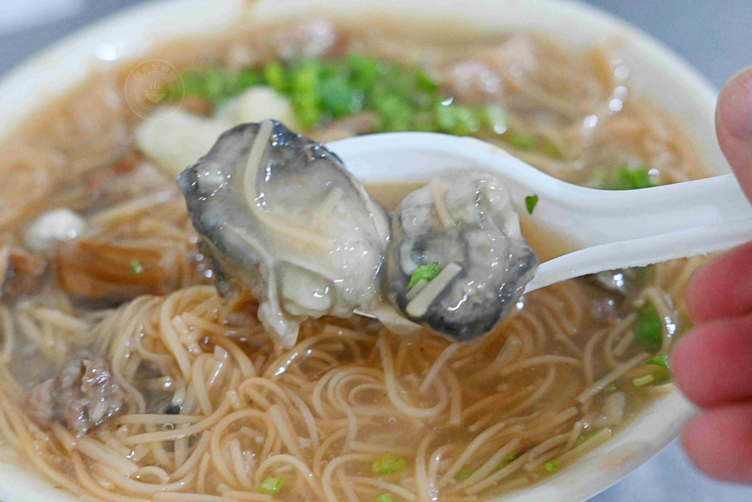 【三重美食】三重佰萬蚵仔麵線，大仁街低調巷弄排隊名店，推薦必吃料多的綜合麵線推薦(菜單) @趙先生吃飯