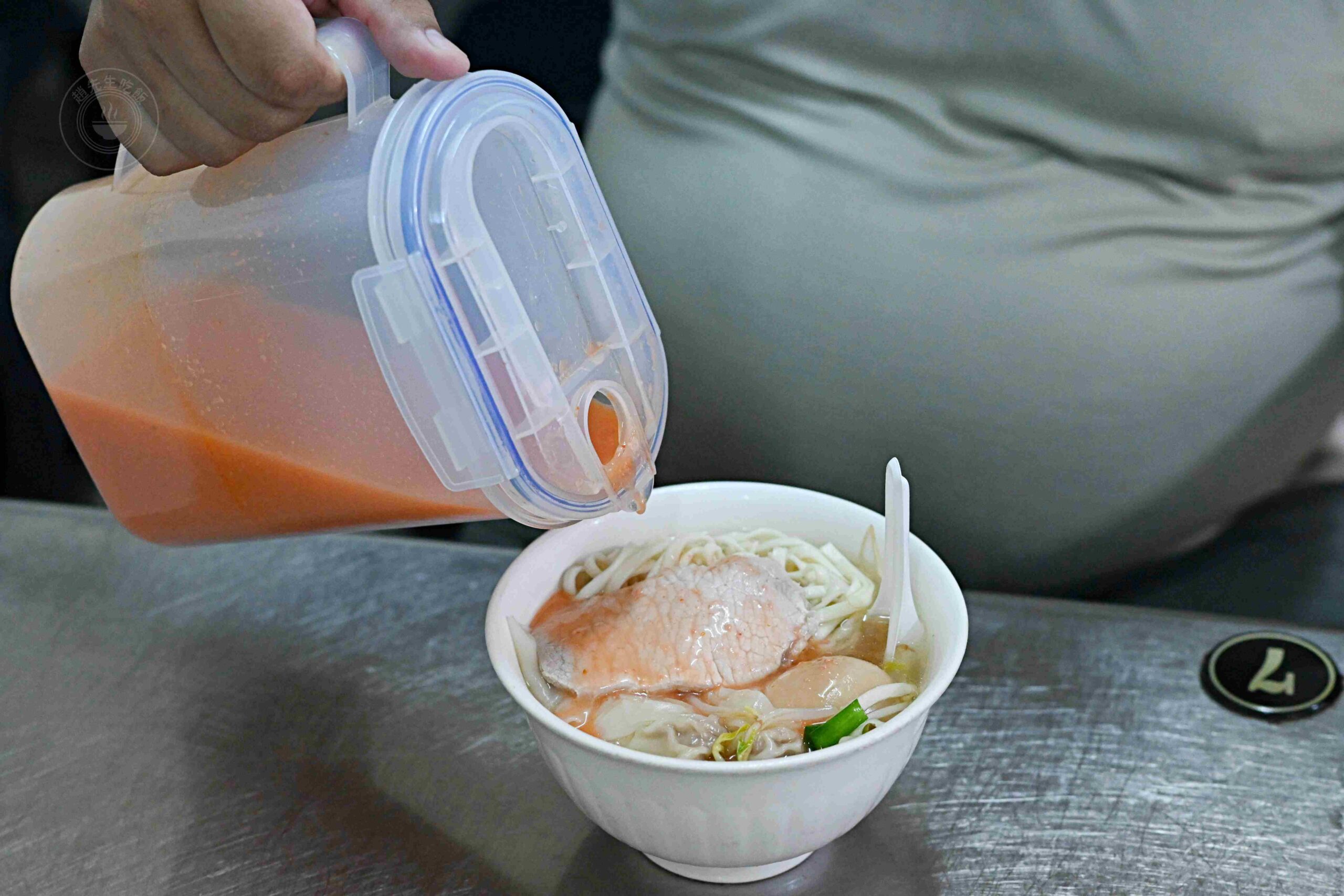 【雙連美食】阿田麵，飄香70年赤峰街老字號，巷弄隱藏版靈魂油蔥酥湯頭餛飩麵推薦(菜單) @趙先生吃飯
