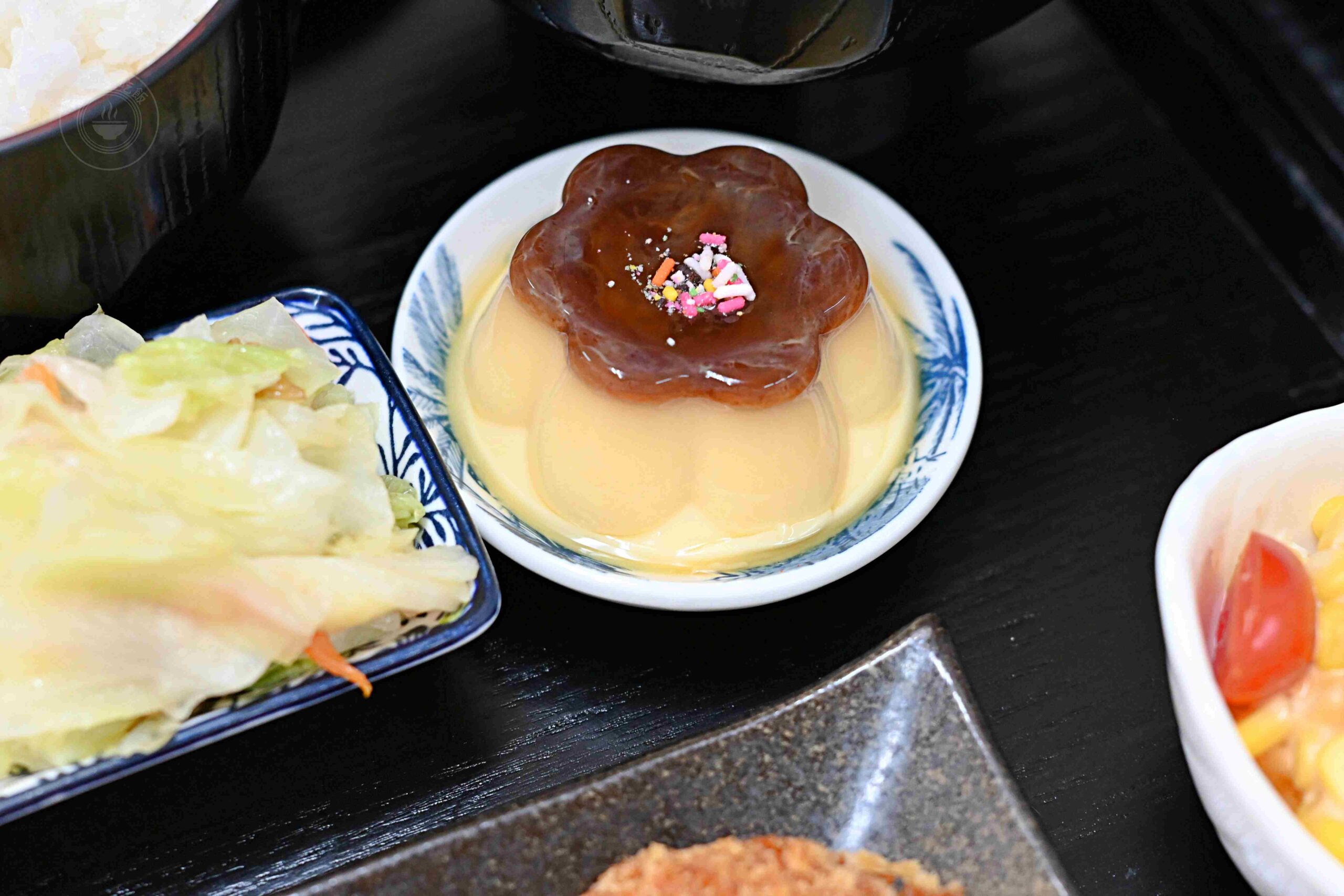 超過30公分大豬排，來吃過都後悔，因為根本吃不完，重點還超便宜！ @趙先生吃飯