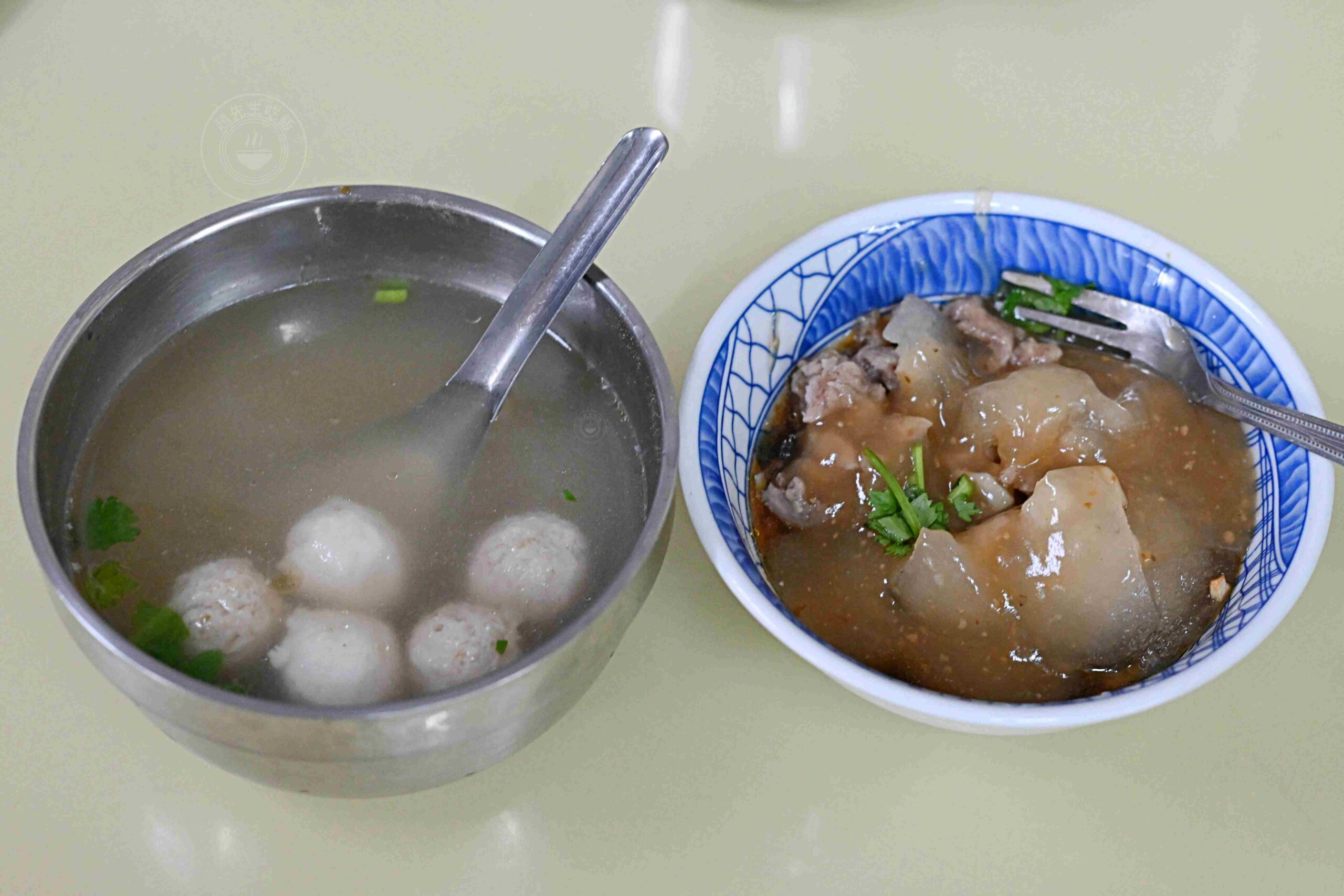 【彰化美食】大頭肉圓，鹿港人私藏的百年老店，推薦必點限量筒仔米糕與肉圓(菜單) @趙先生吃飯