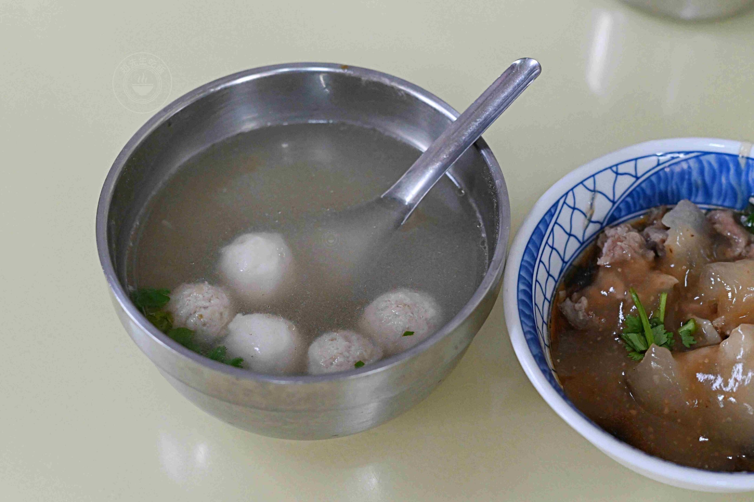 【彰化美食】大頭肉圓，鹿港人私藏的百年老店，推薦必點限量筒仔米糕與肉圓(菜單) @趙先生吃飯