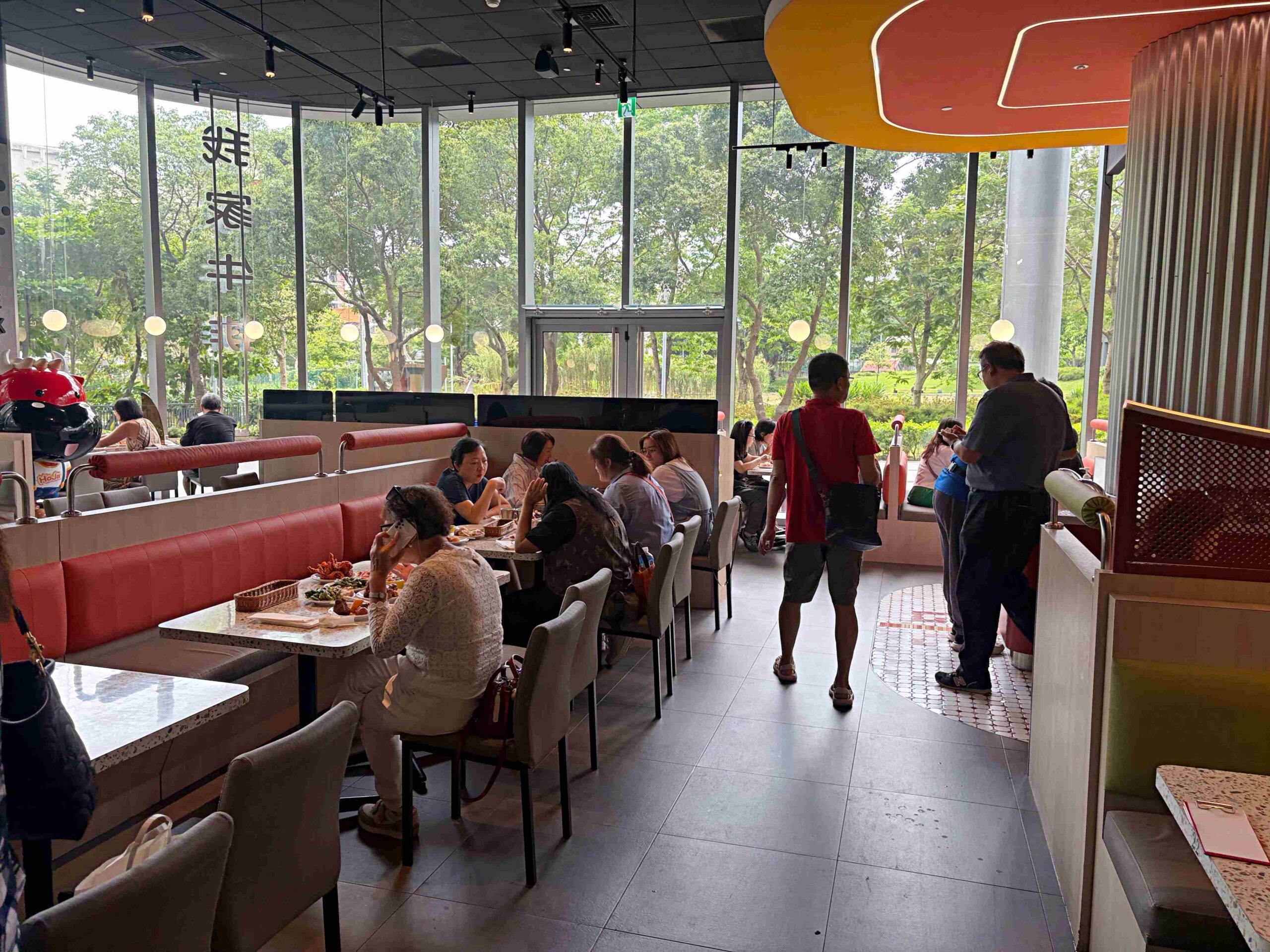 【板橋美食】我家牛排板橋遠科店，牛排、雞排都厲害，加上百道菜色自助吧吃到飽推薦(菜單) @趙先生吃飯