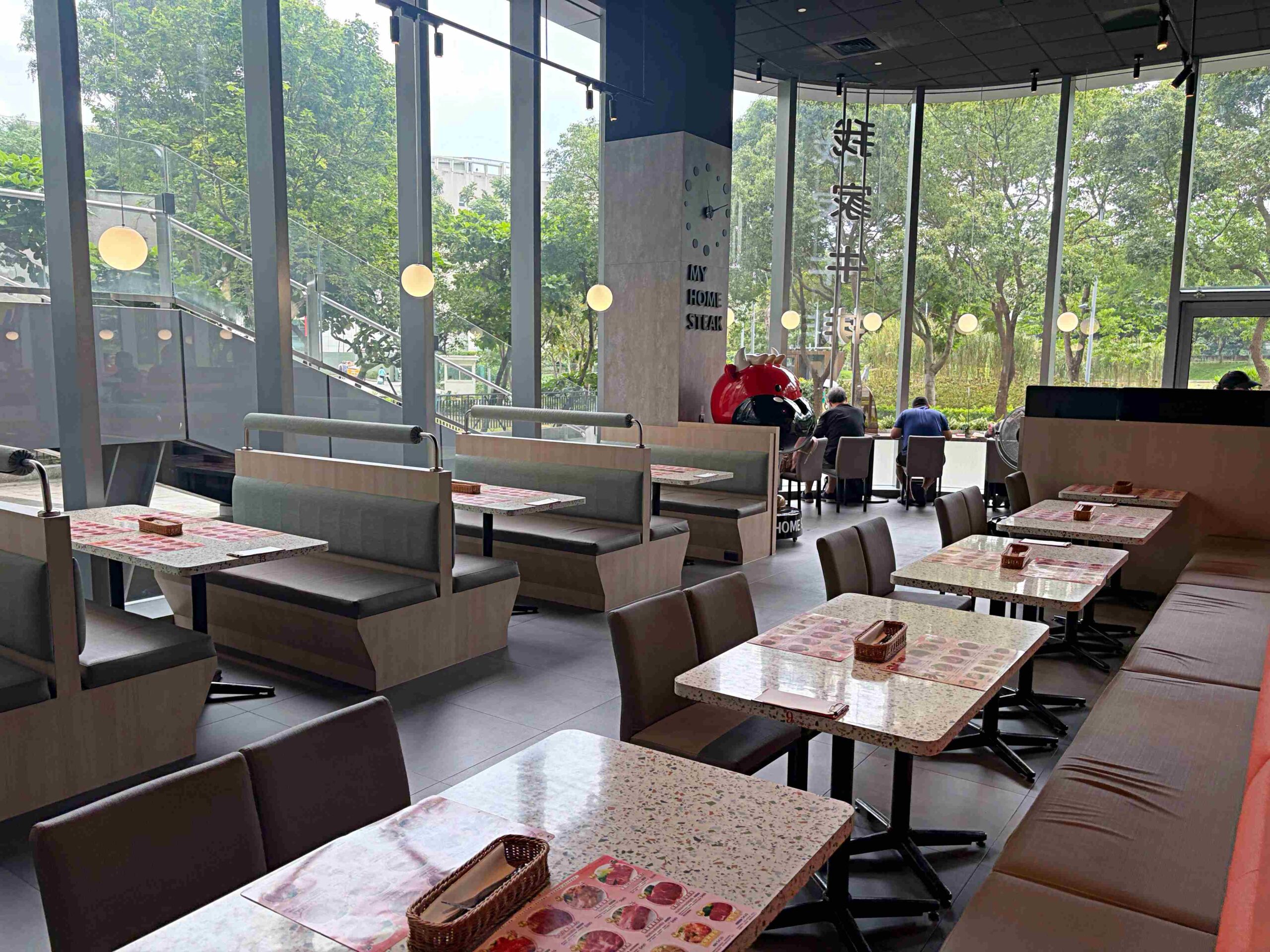 【板橋美食】我家牛排板橋遠科店，牛排、雞排都厲害，加上百道菜色自助吧吃到飽推薦(菜單) @趙先生吃飯