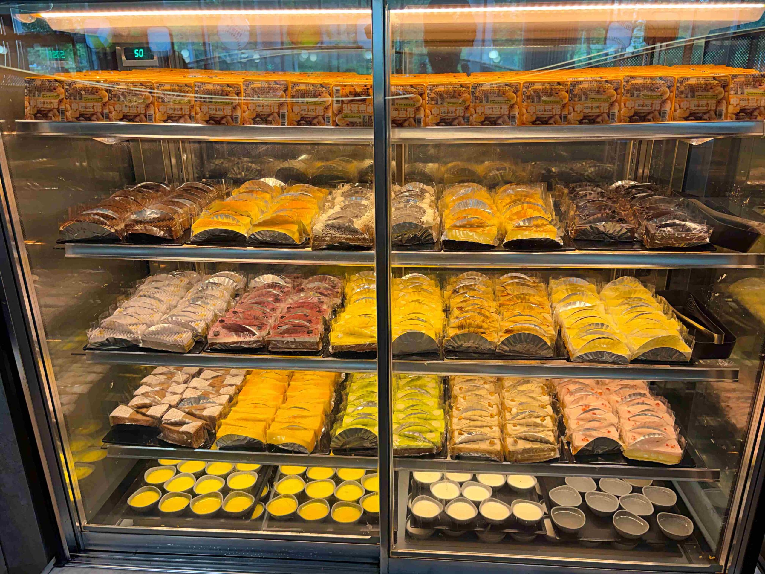 【板橋美食】我家牛排板橋遠科店，牛排、雞排都厲害，加上百道菜色自助吧吃到飽推薦(菜單) @趙先生吃飯
