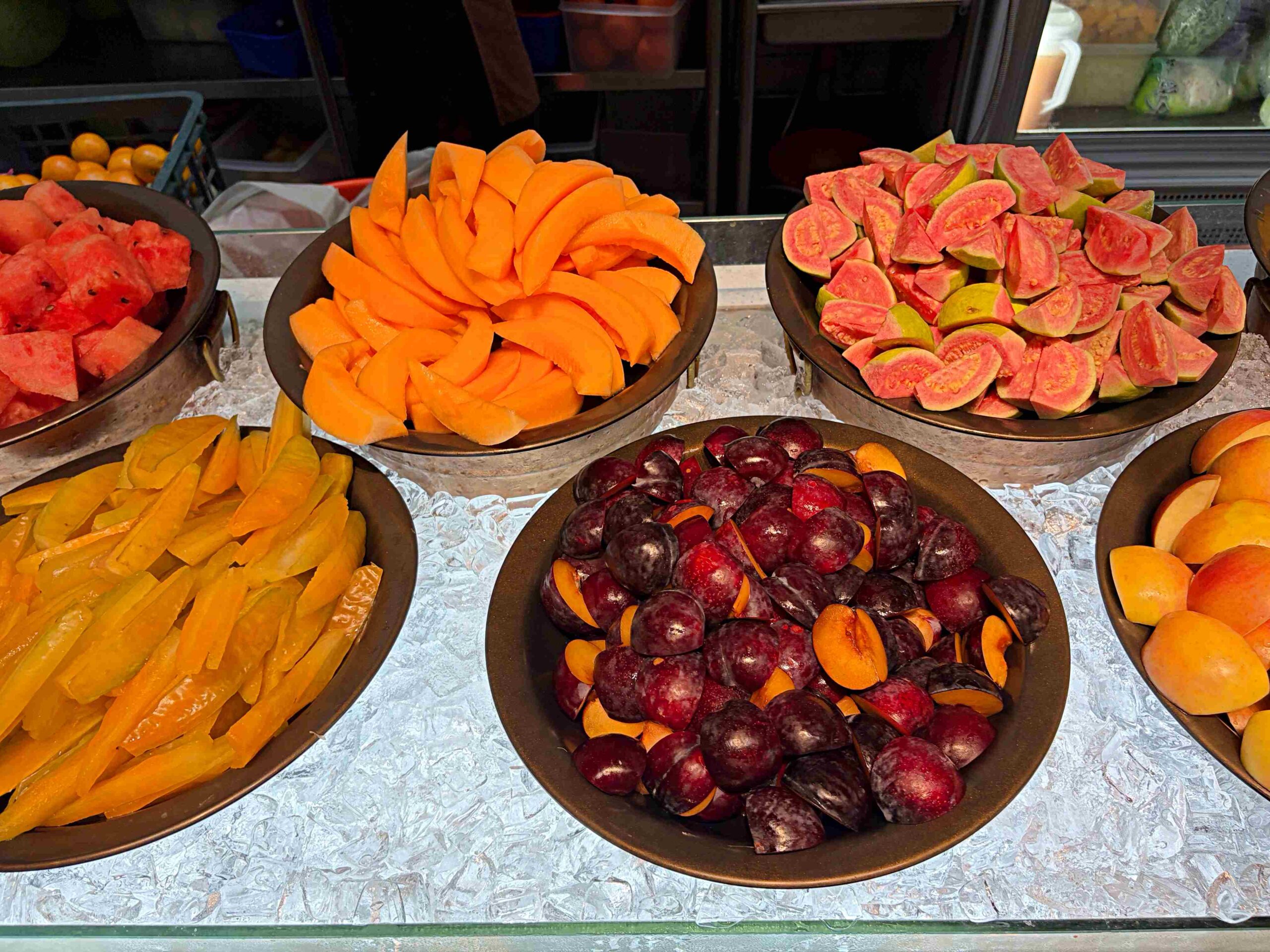 【板橋美食】我家牛排板橋遠科店，牛排、雞排都厲害，加上百道菜色自助吧吃到飽推薦(菜單) @趙先生吃飯