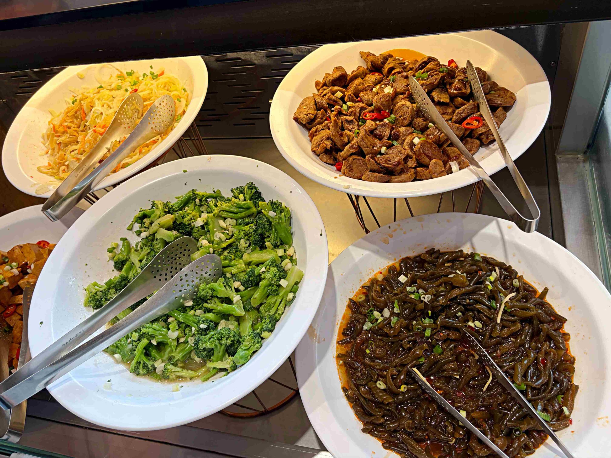 【板橋美食】我家牛排板橋遠科店，牛排、雞排都厲害，加上百道菜色自助吧吃到飽推薦(菜單) @趙先生吃飯