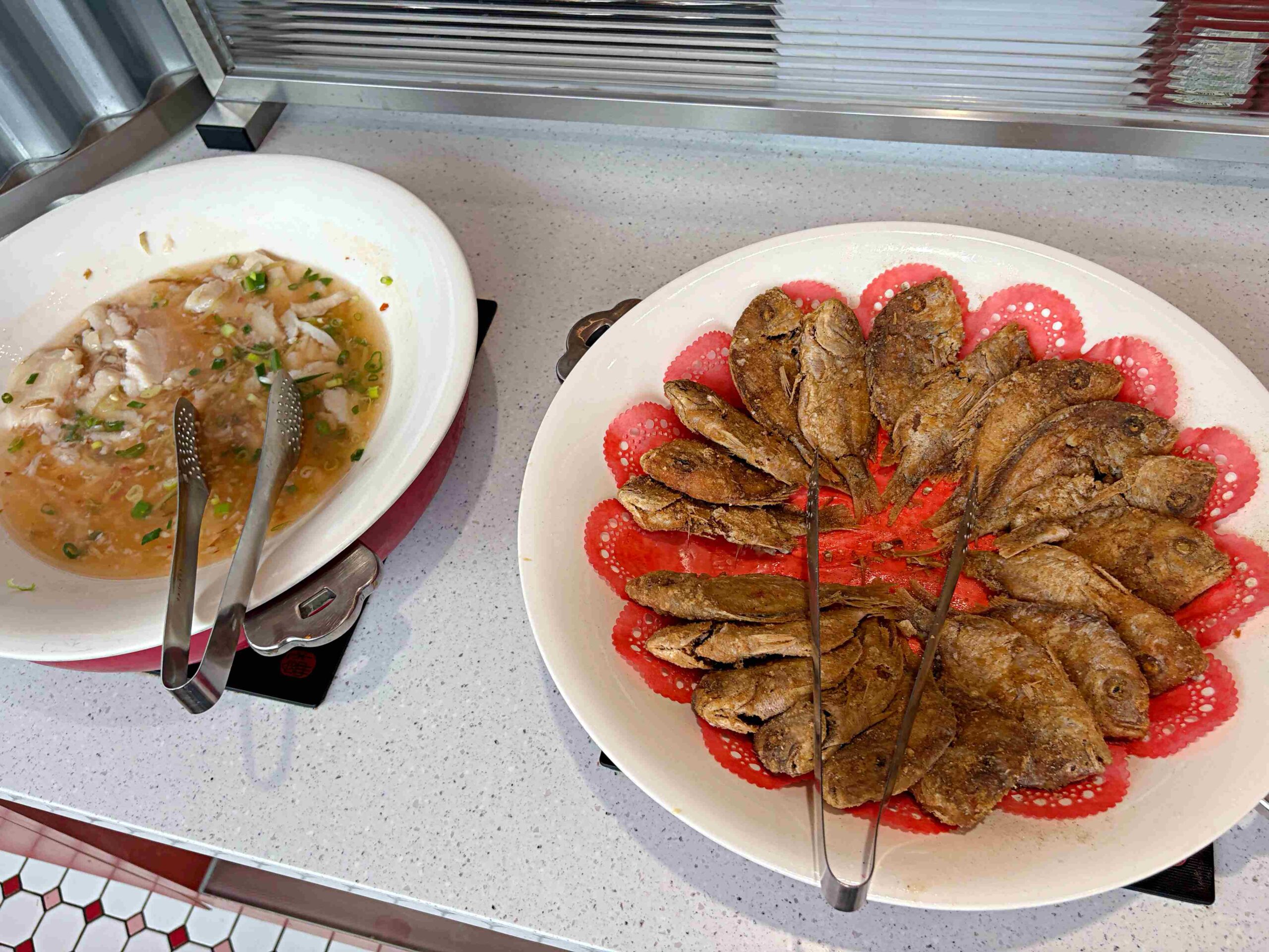 【板橋美食】我家牛排板橋遠科店，牛排、雞排都厲害，加上百道菜色自助吧吃到飽推薦(菜單) @趙先生吃飯