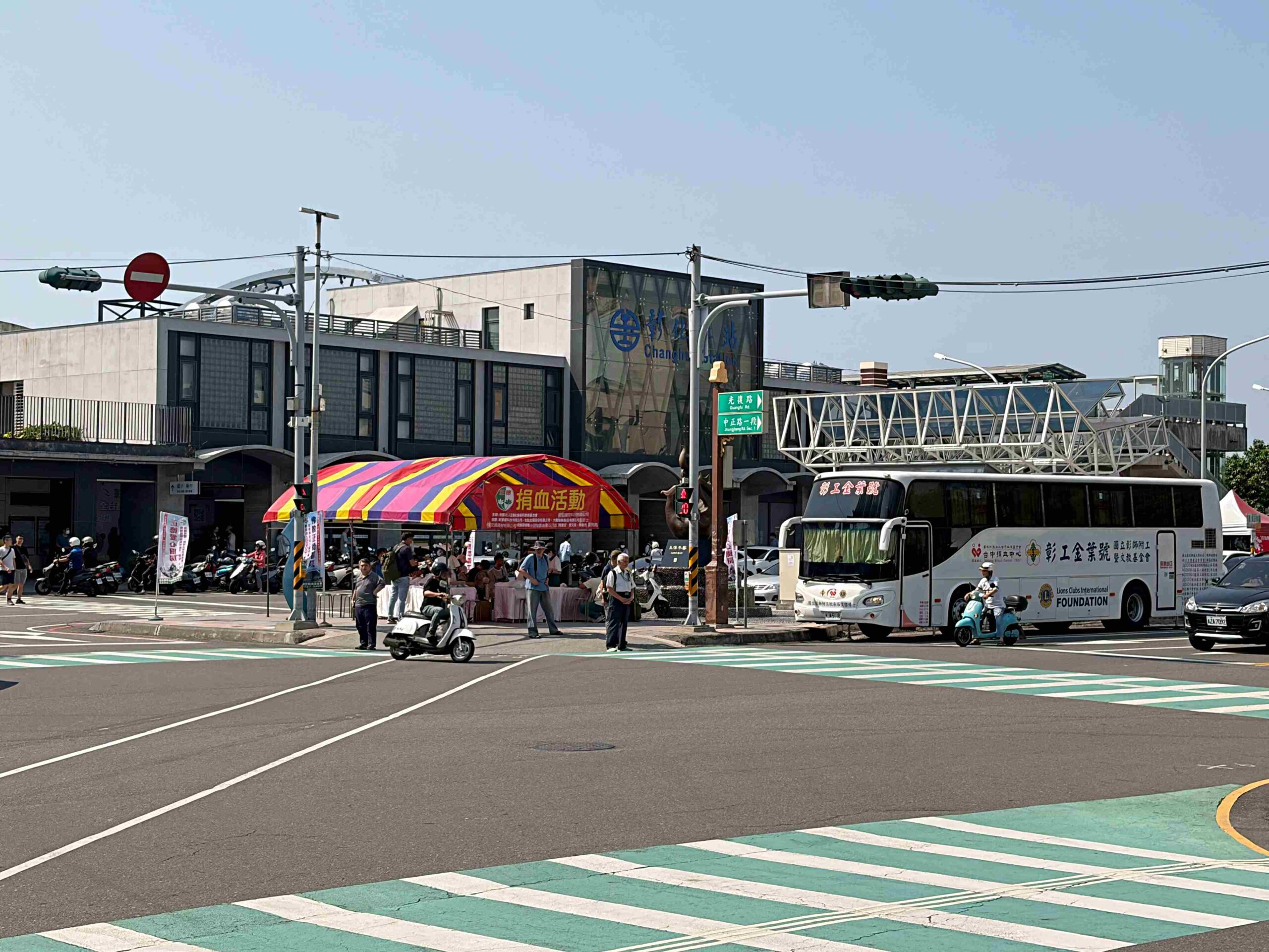 超過30公分大豬排，來吃過都後悔，因為根本吃不完，重點還超便宜！ @趙先生吃飯