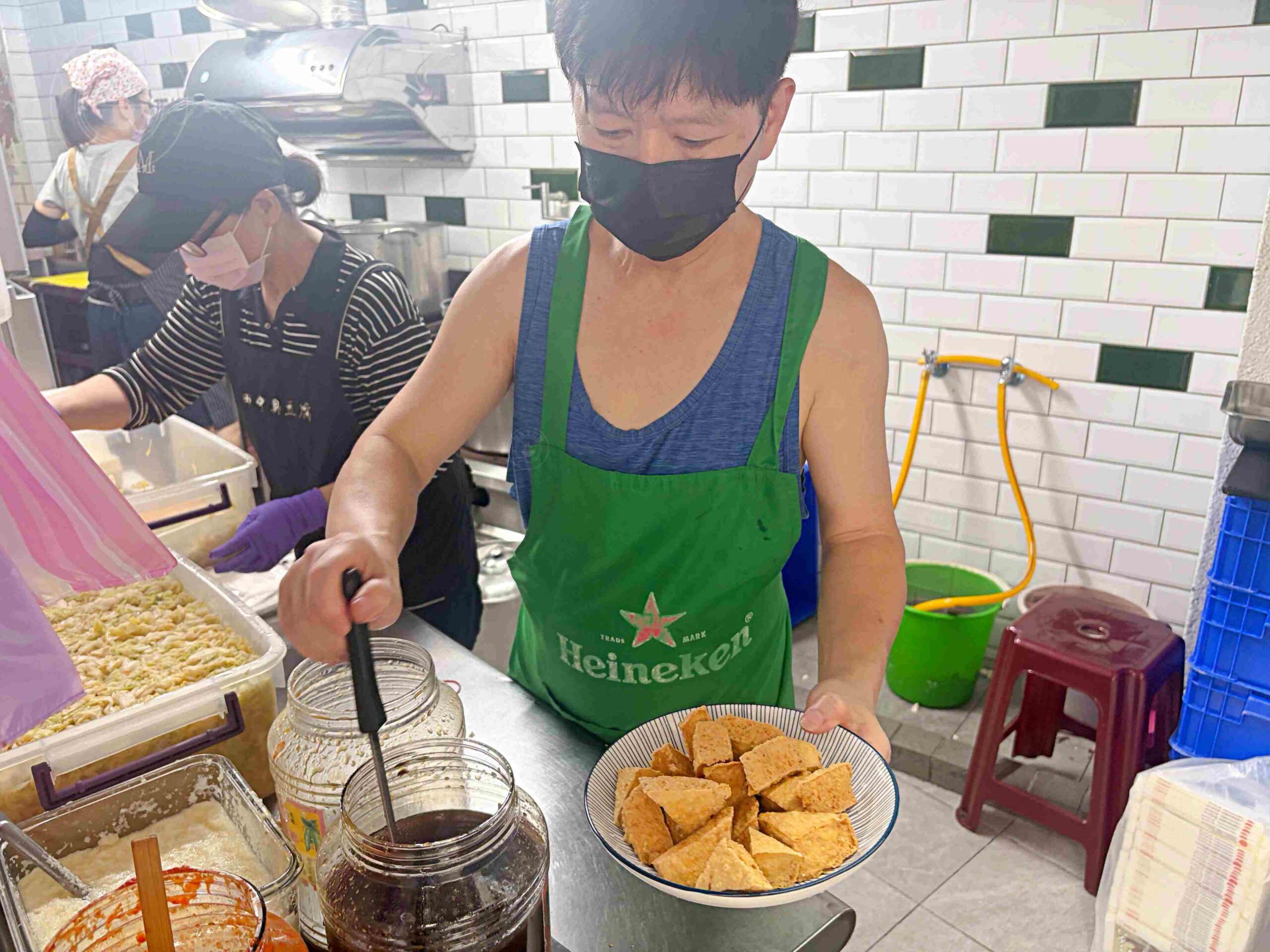 【三重美食】田中臭豆腐,一週只賣假日,在地人帶路,好吃臭豆腐推薦(菜單) @趙先生吃飯 【三重美食】田中臭豆腐,一週只賣假日,在地人帶路,好吃臭豆腐推薦(菜單) @趙先生吃飯