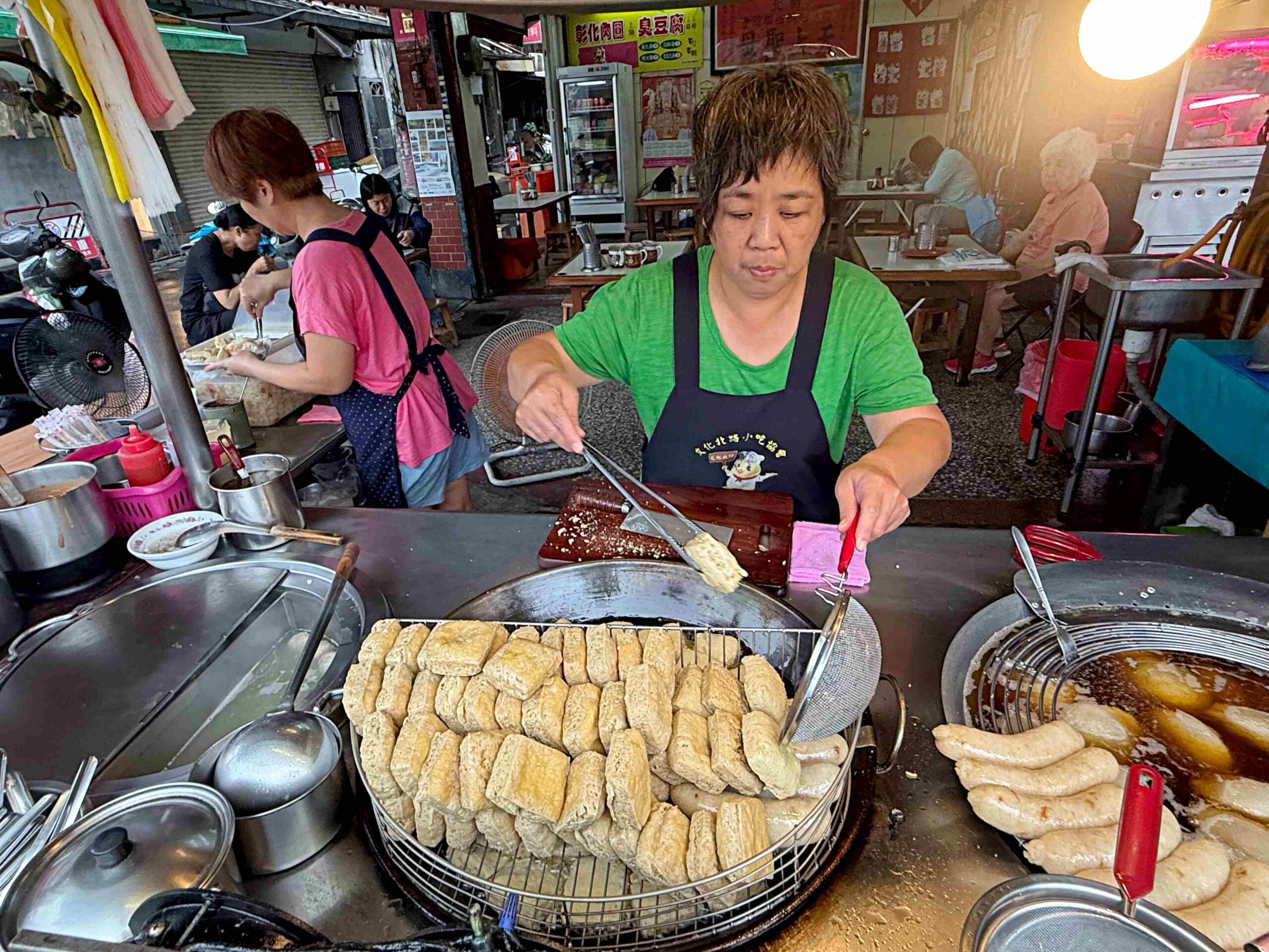 【三重美食】彰化肉圓 大腸麵線 臭豆腐，文化北路隱藏版小吃，肉圓、臭豆腐、糯米腸意外超好吃推薦(菜單) @趙先生吃飯