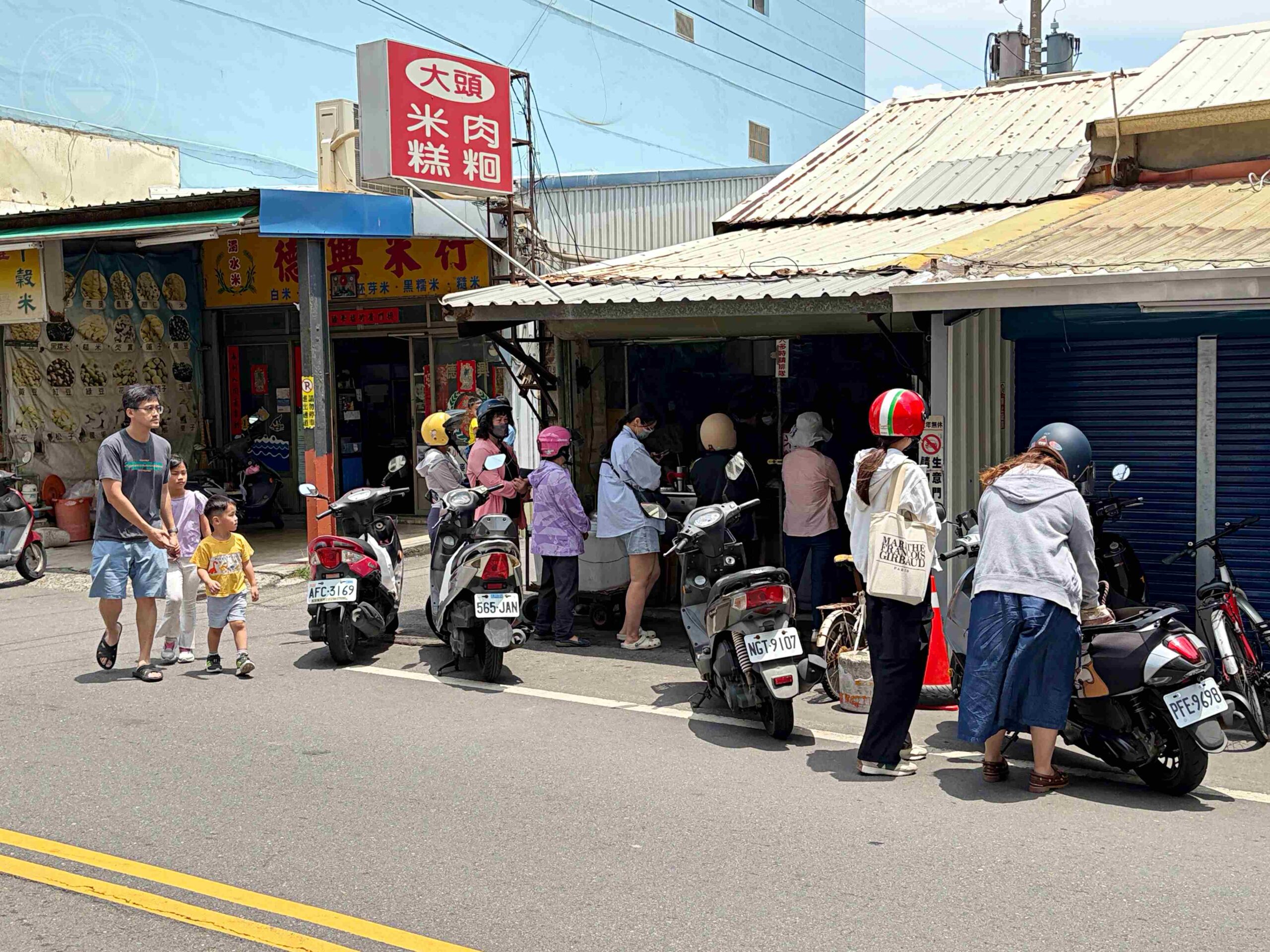 【彰化美食】大頭肉圓，鹿港人私藏的百年老店，推薦必點限量筒仔米糕與肉圓(菜單) @趙先生吃飯