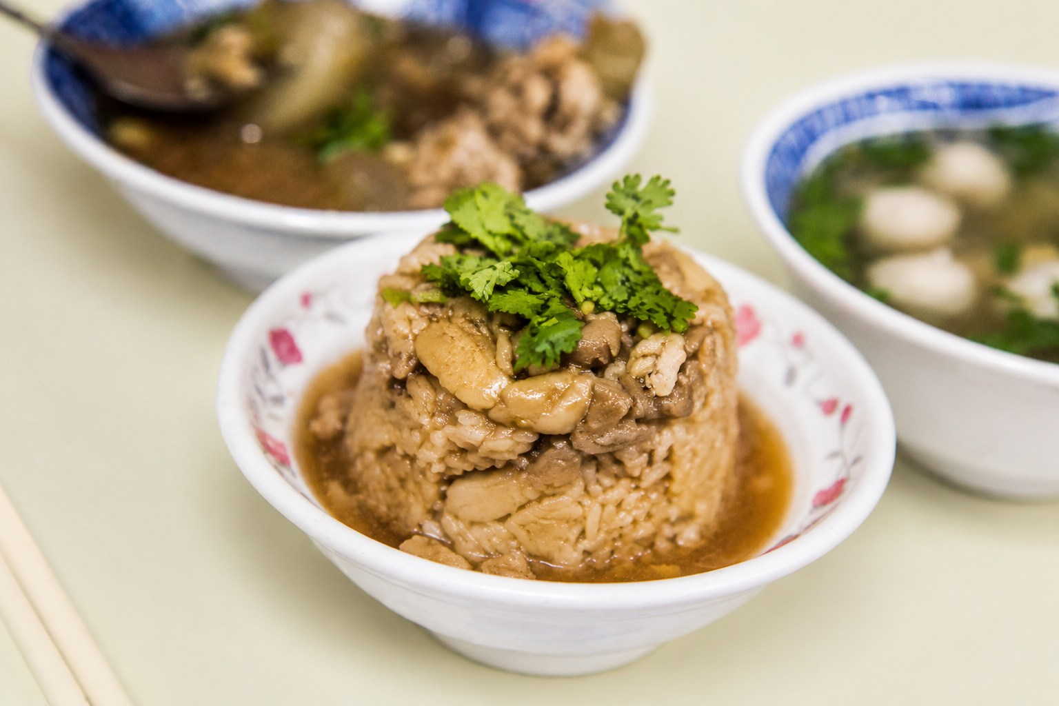 【彰化美食】大頭肉圓，鹿港人私藏的百年老店，推薦必點限量筒仔米糕與肉圓(菜單) @趙先生吃飯