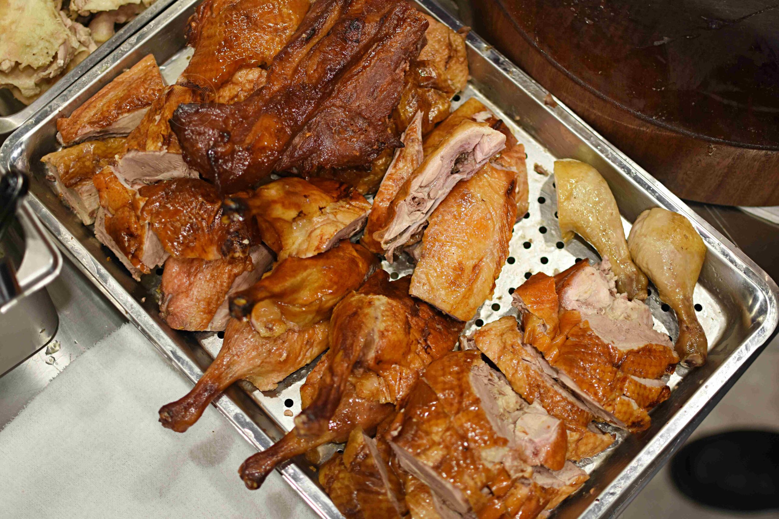 【台北美食】東門鴨莊 南機場店,南機場夜市對面,新開幕老字號分店,燒臘爆多肉推薦(菜單) @趙先生吃飯 【台北美食】東門鴨莊 南機場店,南機場夜市對面,新開幕老字號分店,燒臘爆多肉推薦(菜單) @趙先生吃飯