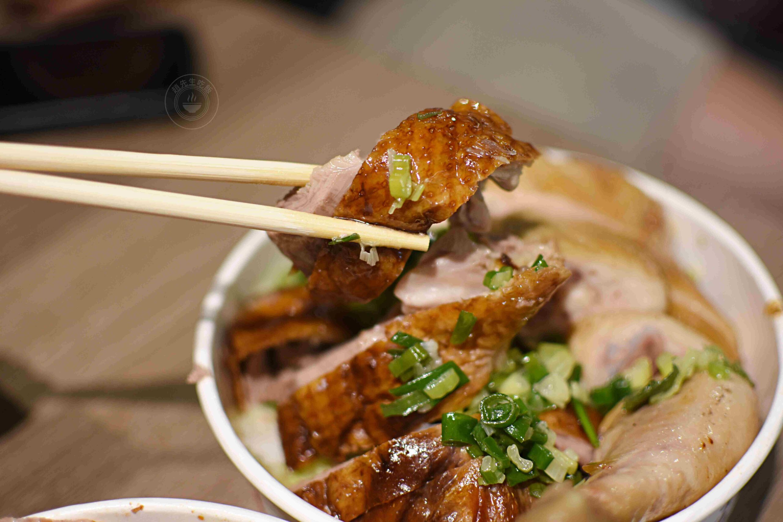 【台北美食】東門鴨莊 南機場店，南機場夜市對面，新開幕老字號分店，燒臘爆多肉推薦(菜單) @趙先生吃飯