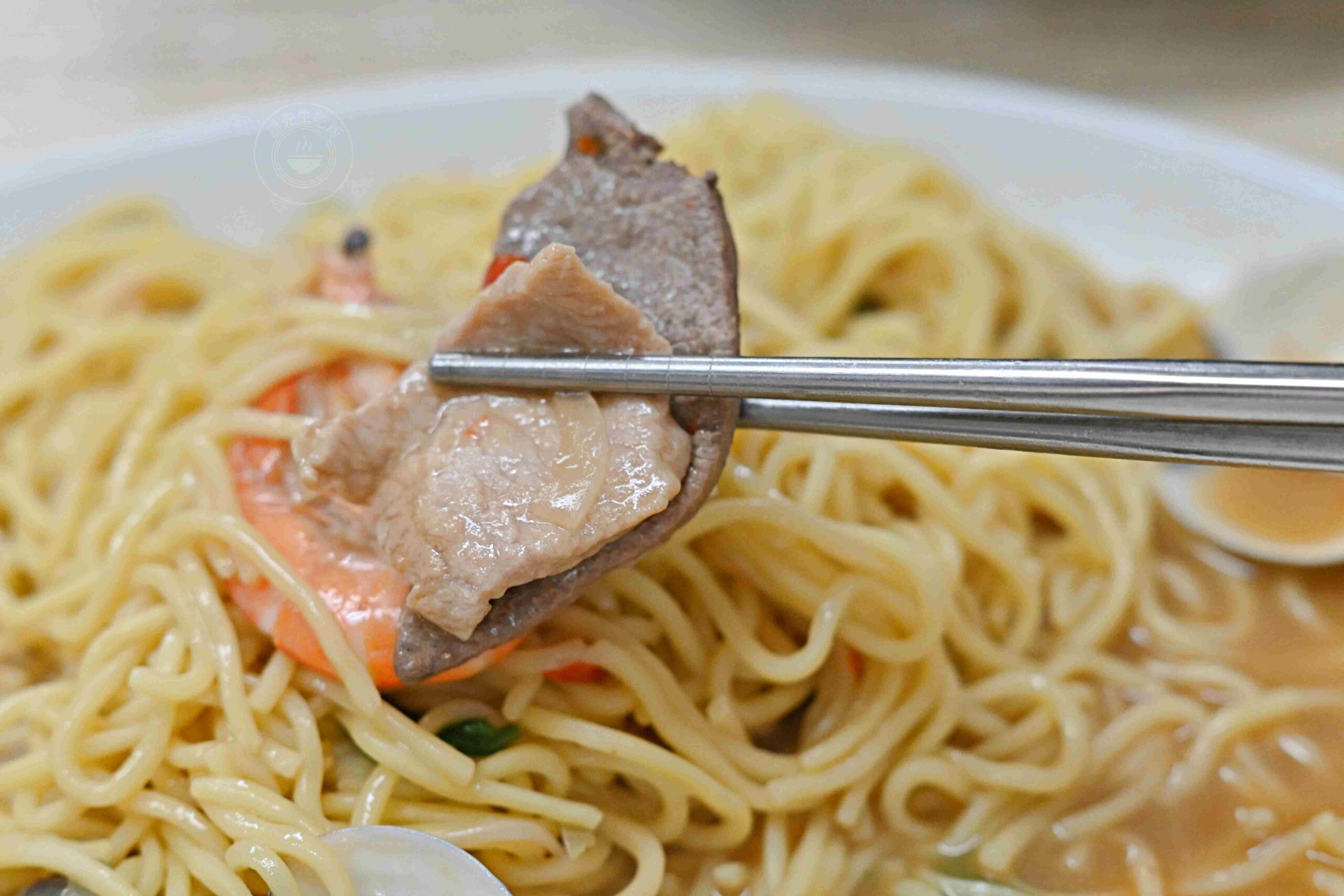 【八里美食】正宗一碗一碗煮什錦麵，一天只開三個半小時，排隊名店推薦什錦麵(菜單) @趙先生吃飯