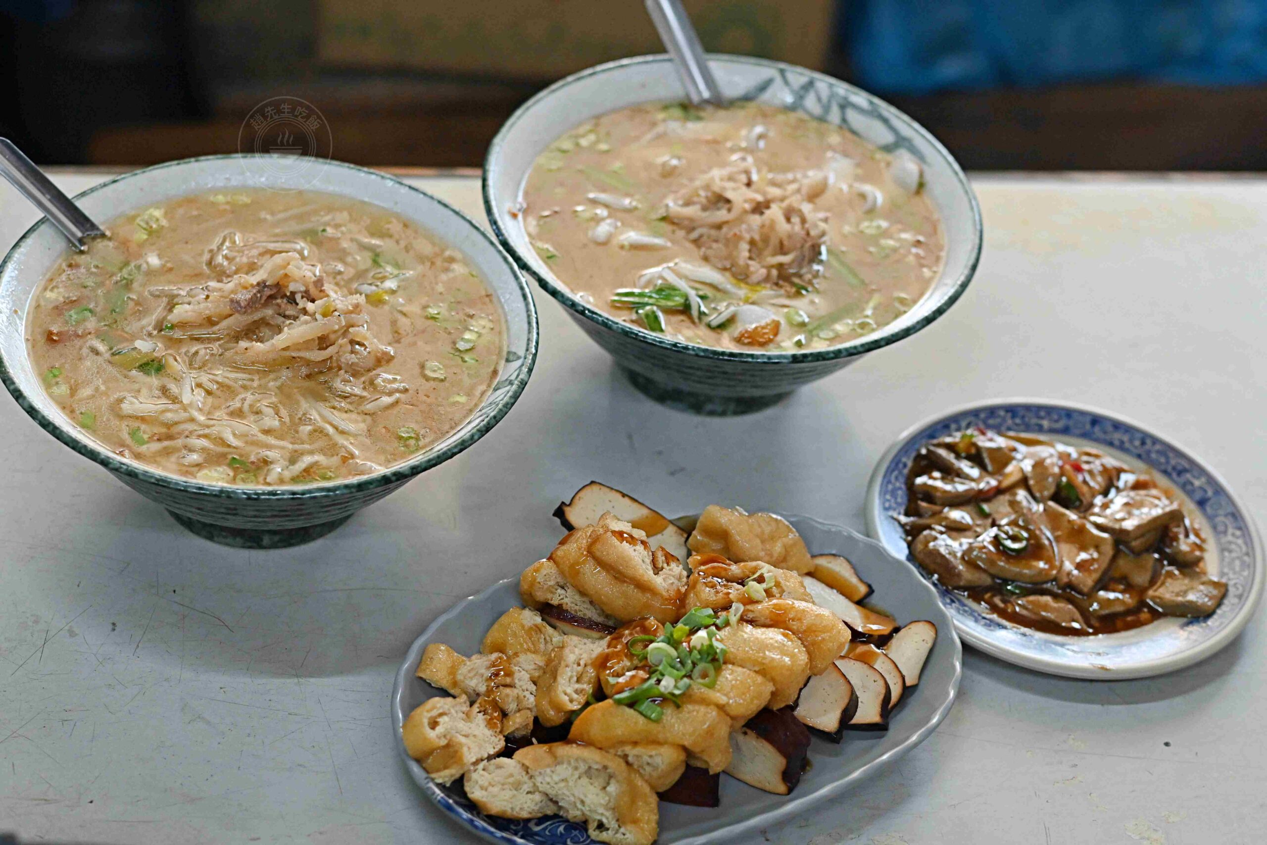 【龍潭美食】橋頭老麵店,飄香一甲子的隱藏版榨菜肉絲麵,一碗就很飽推薦(菜單) @趙先生吃飯 【龍潭美食】橋頭老麵店,飄香一甲子的隱藏版榨菜肉絲麵,一碗就很飽推薦(菜單) @趙先生吃飯