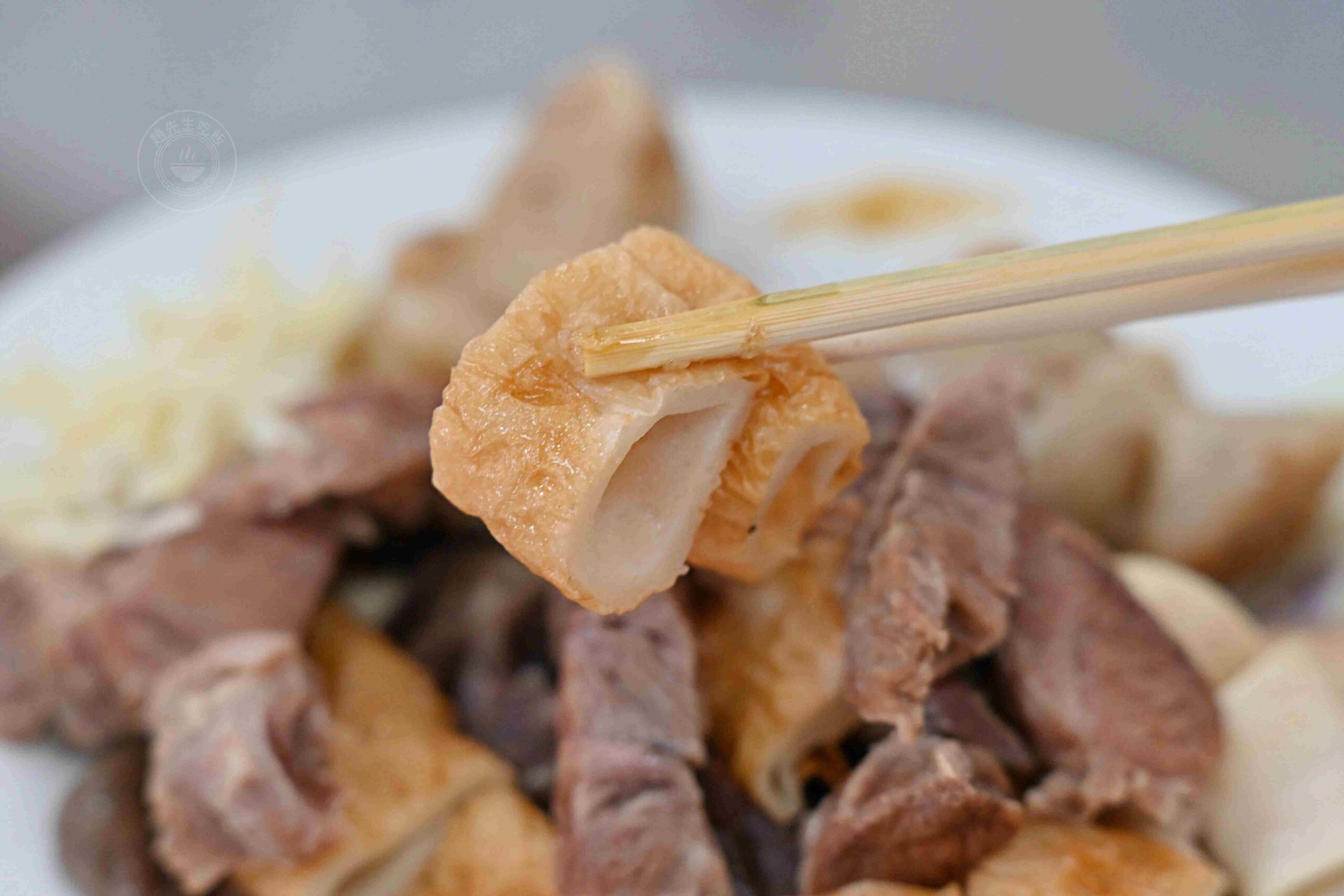 【基隆美食】基隆孝三大腸圈，巷弄隱藏版老字號黑白切！招牌大腸圈與綿密豬肺推薦(菜單) @趙先生吃飯