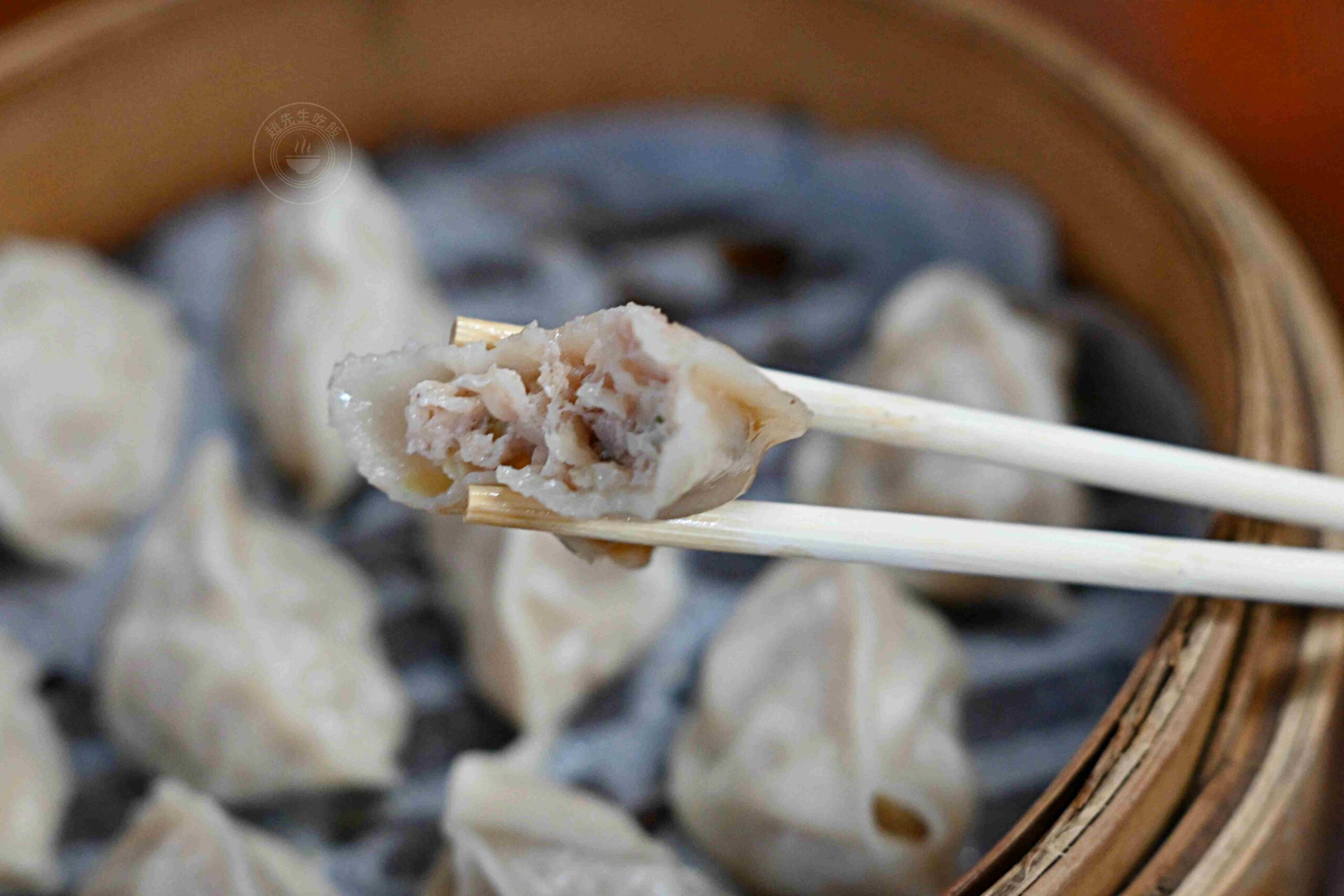 【南投美食】張蒸餃大王,埔里第三市場夜市60年老字號,蒸餃爆汁便宜好吃推薦(菜單) @趙先生吃飯 【南投美食】張蒸餃大王,埔里第三市場夜市60年老字號,蒸餃爆汁便宜好吃推薦(菜單) @趙先生吃飯