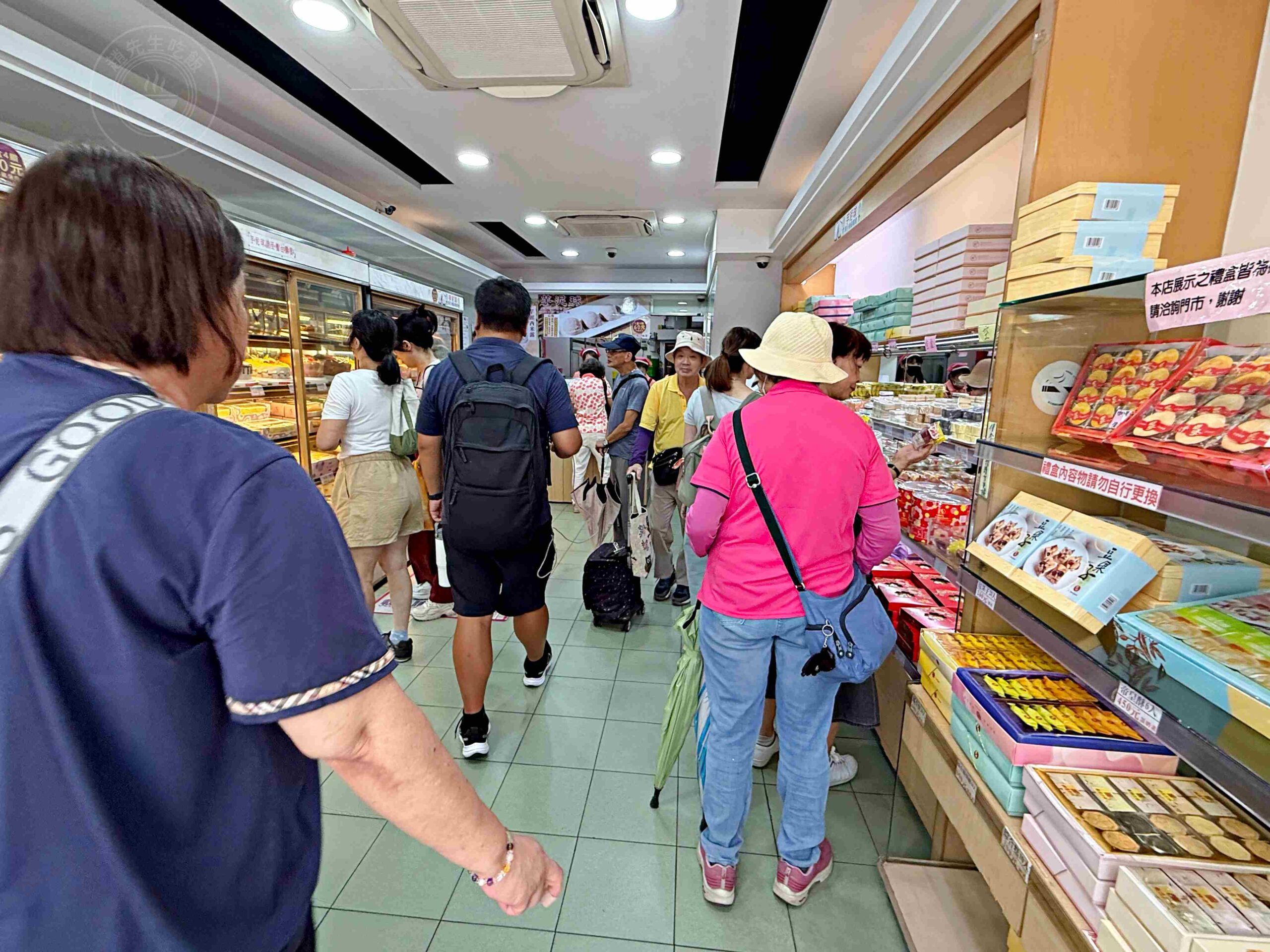 【基隆美食】連珍糕餅店，基隆百年糕餅伴手禮老店，日賣近千顆芋泥球超好吃推薦(菜單) @趙先生吃飯