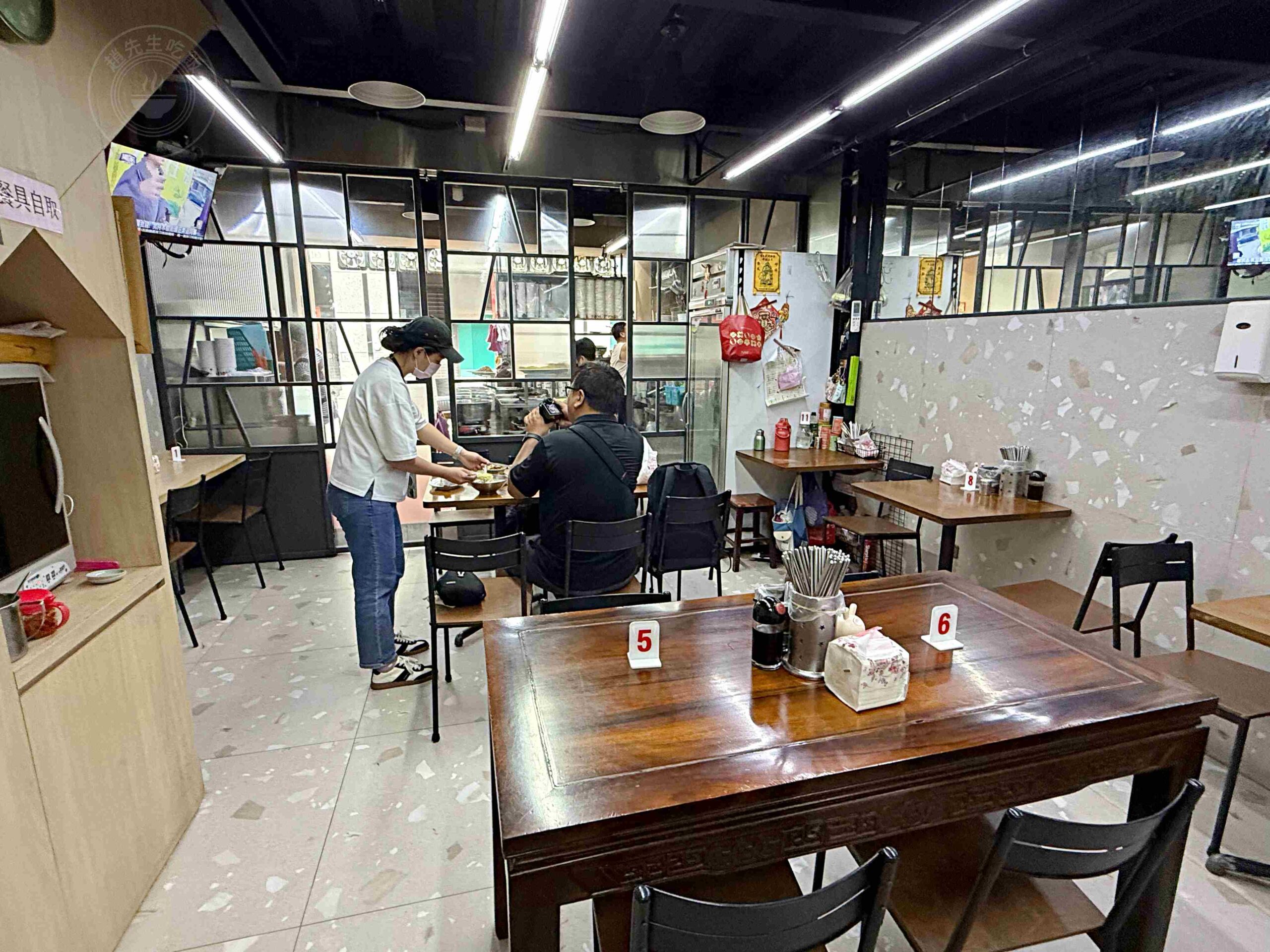 【大同區美食】台南古早味虱目魚，迪化街老字號小吃店，台式早午餐推薦(菜單) @趙先生吃飯