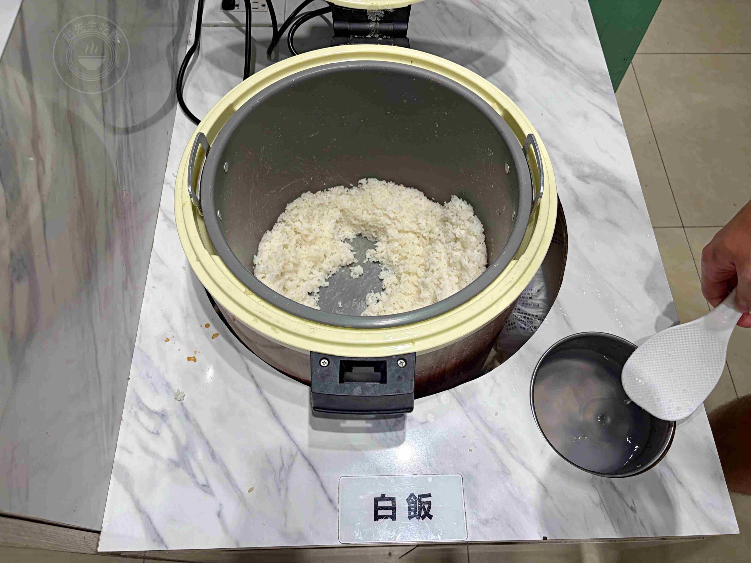 【桃園美食】鍋大佬，超狂大份量平價小火鍋，兩鍋才裝得下超多料推薦(菜單) @趙先生吃飯