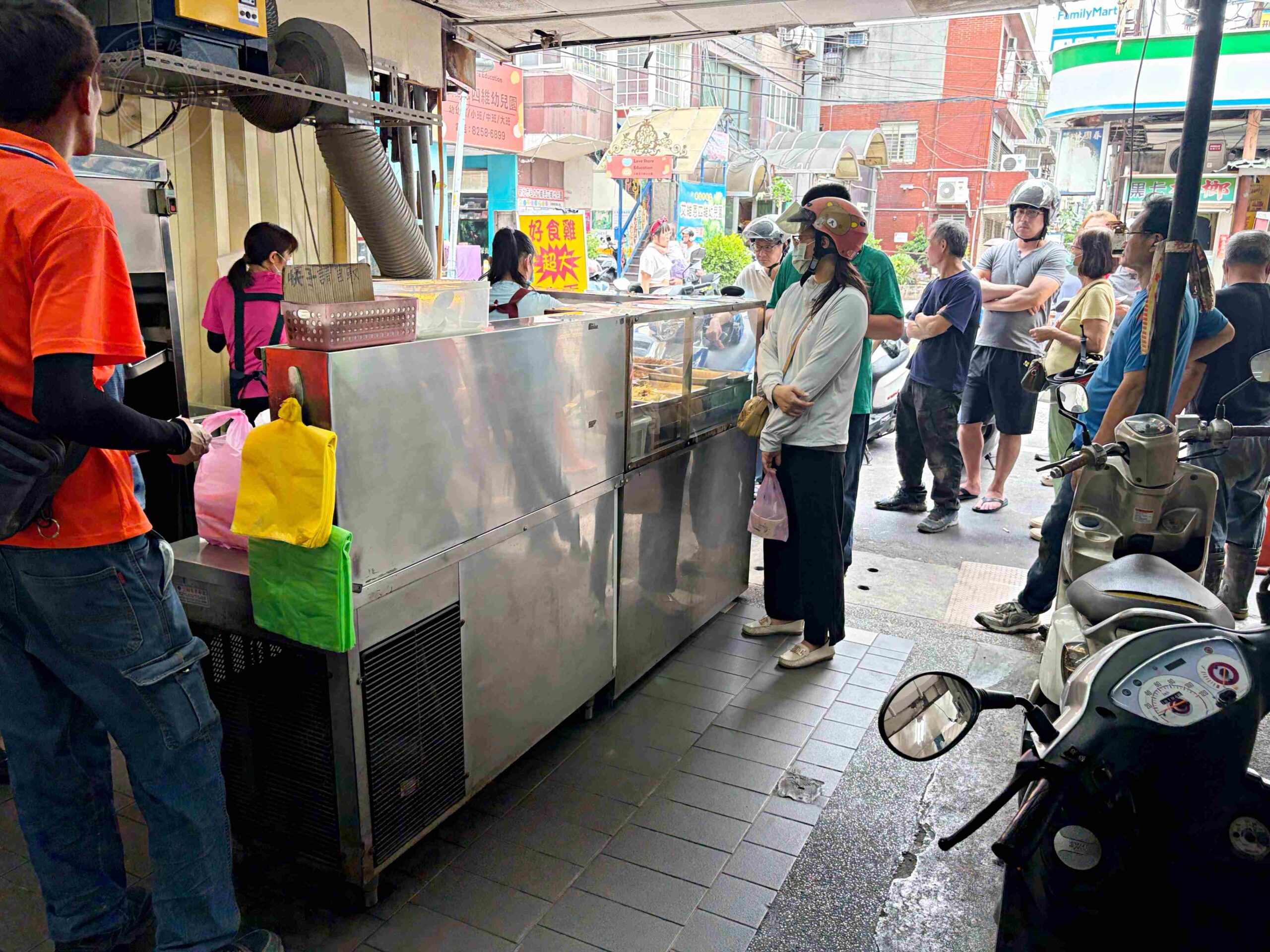 【板橋美食】原味豆漿店，在地人愛店50年巷弄老字號，媲美阜杭推薦(菜單) @趙先生吃飯