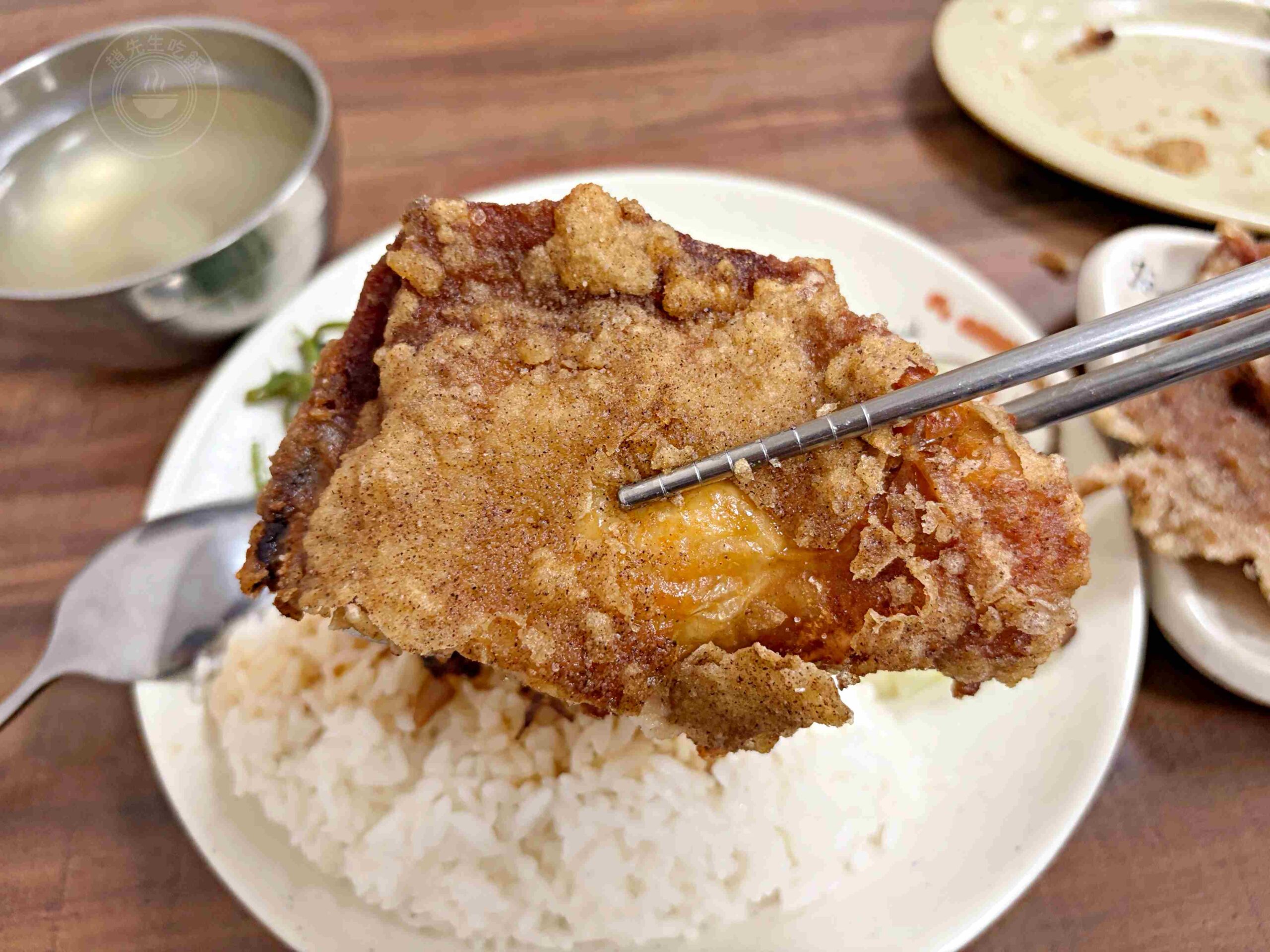【板橋美食】金悅排骨，四維路現炸高CP值便當，在地人排隊瘋狂掃盒推薦(菜單) @趙先生吃飯