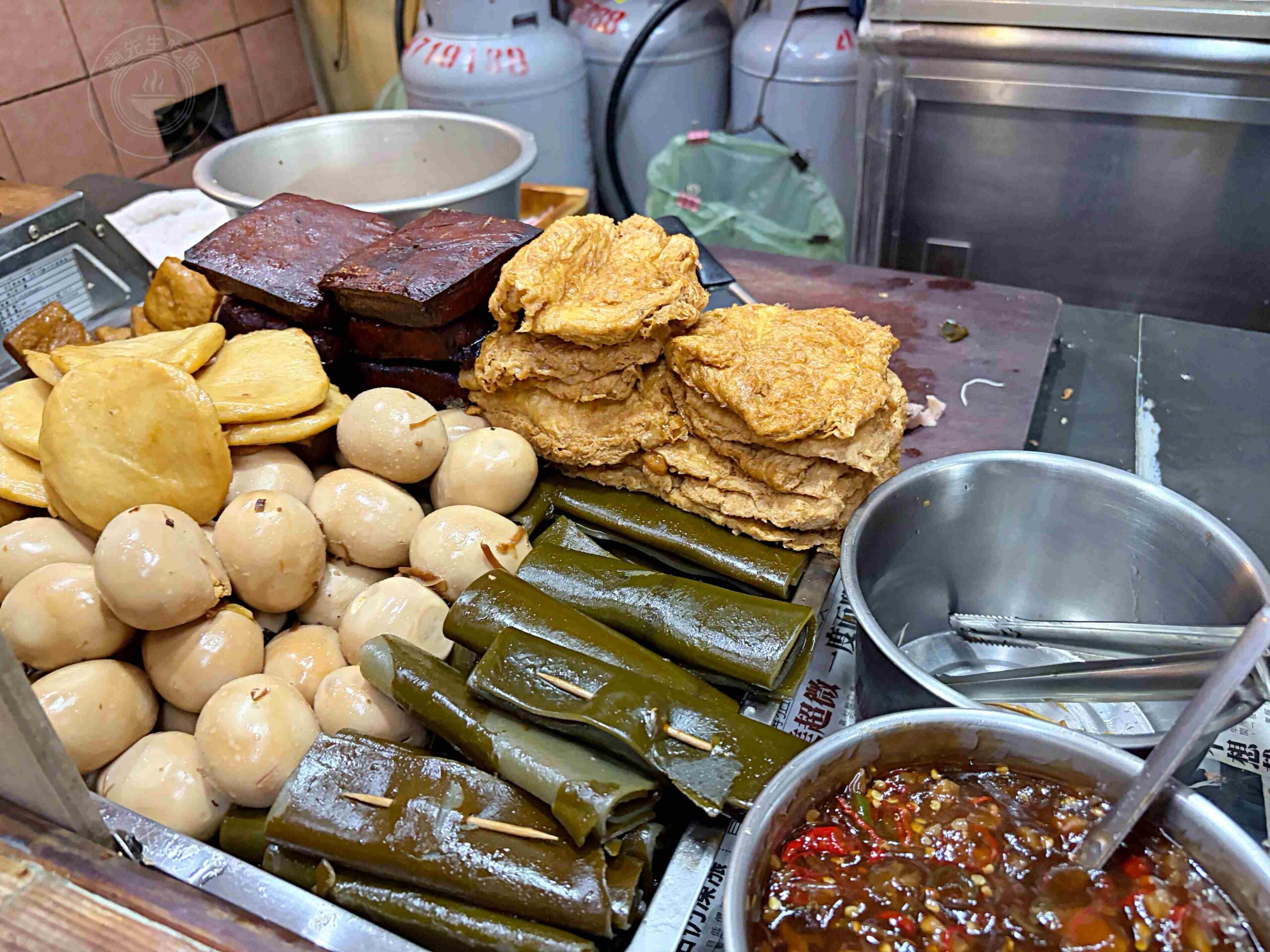 【龍潭美食】橋頭老麵店,飄香一甲子的隱藏版榨菜肉絲麵,一碗就很飽推薦(菜單) @趙先生吃飯 【龍潭美食】橋頭老麵店,飄香一甲子的隱藏版榨菜肉絲麵,一碗就很飽推薦(菜單) @趙先生吃飯