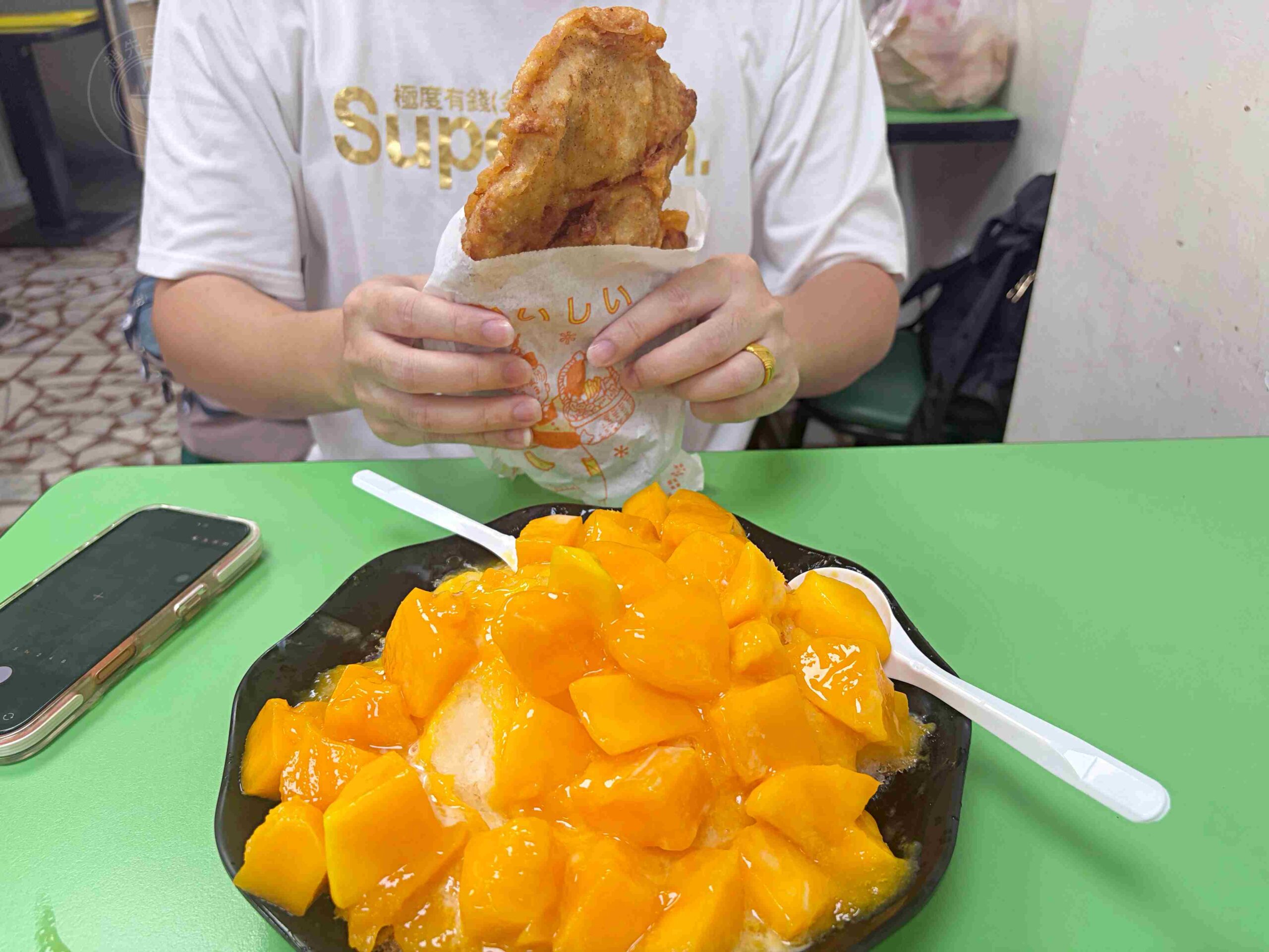 【基隆美食】活力站蒟蒻屋，巨無霸香雞排，配爆量芒果冰，在地老店推薦(菜單) @趙先生吃飯