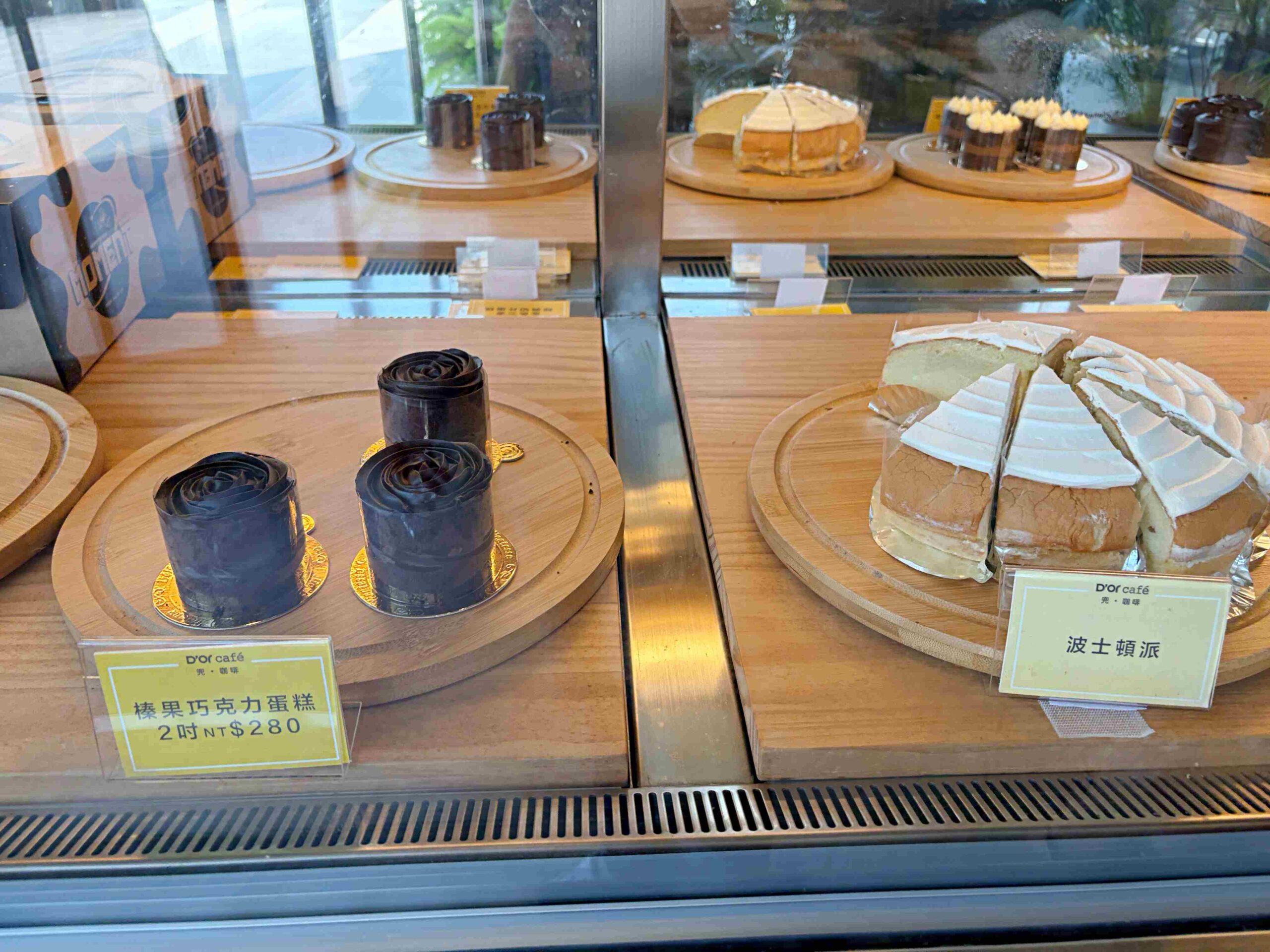 【新莊美食】D&rsquo;or Cafe咖啡廳，新莊咖啡廳不限時，森林系隱藏秘境空間推薦(菜單) @趙先生吃飯
