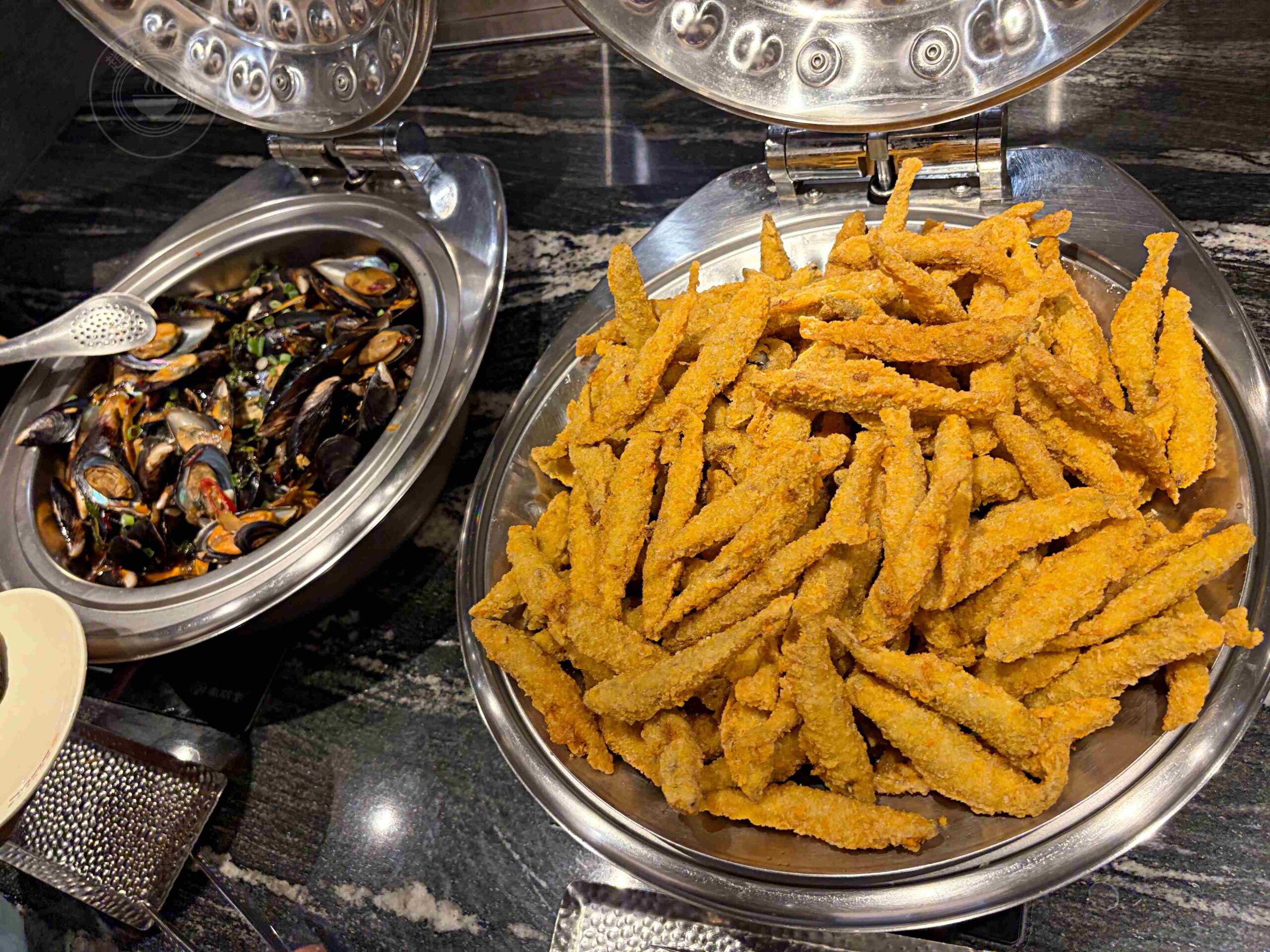 【板橋美食】貴族世家板橋板新店，平價牛排，百樣自助吧吃到飽，海鮮熱炒都有推薦(菜單) @趙先生吃飯