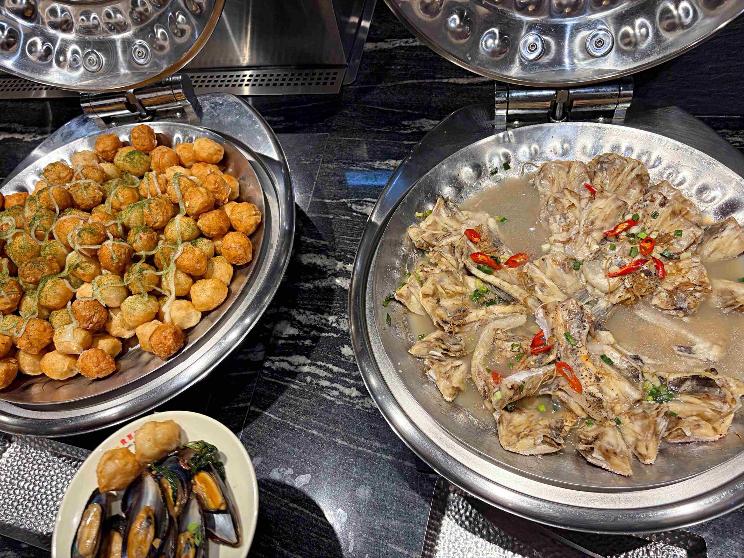 【板橋美食】貴族世家板橋板新店，平價牛排，百樣自助吧吃到飽，海鮮熱炒都有推薦(菜單) @趙先生吃飯