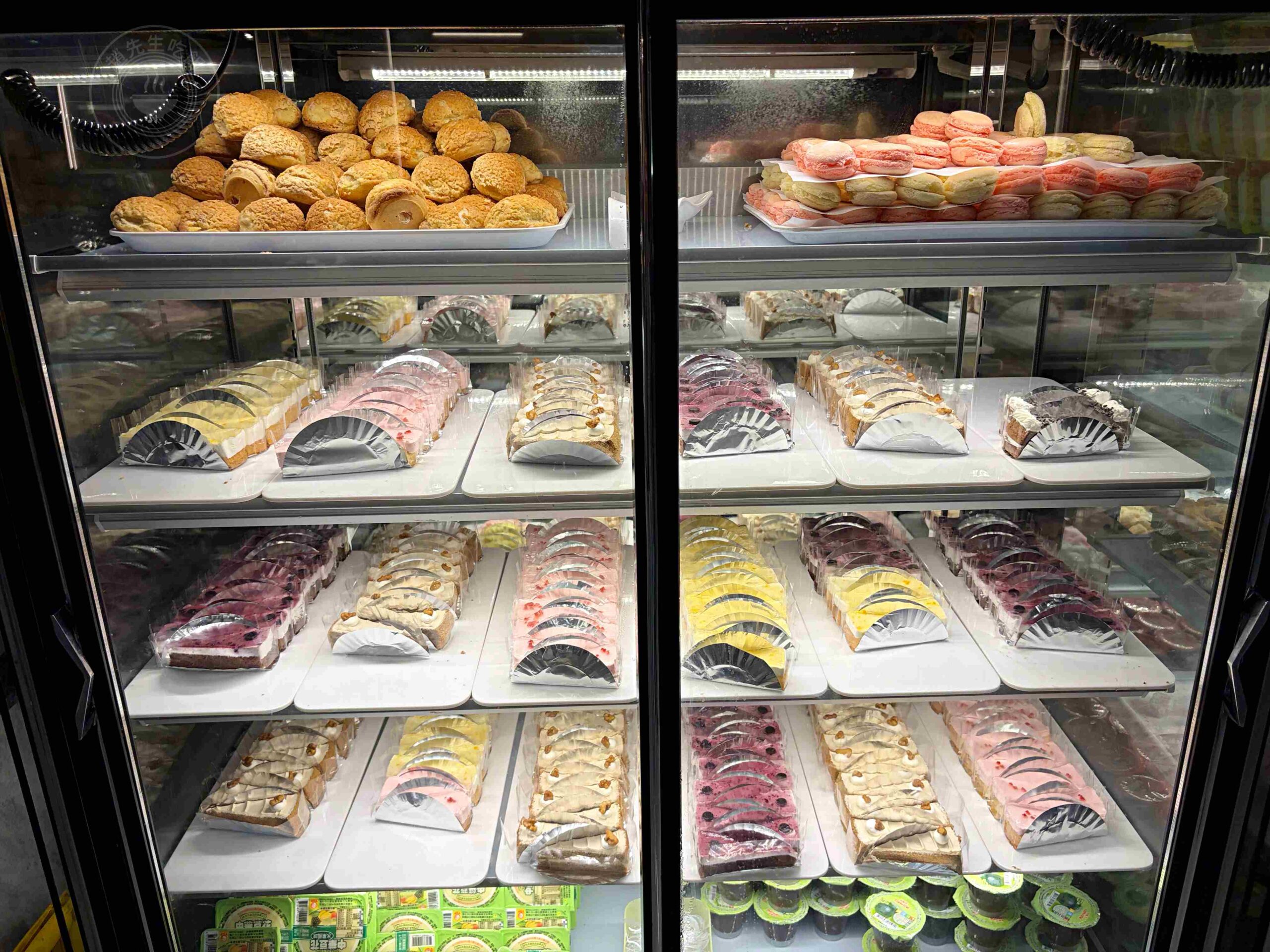 【板橋美食】貴族世家板橋板新店，平價牛排，百樣自助吧吃到飽，海鮮熱炒都有推薦(菜單) @趙先生吃飯