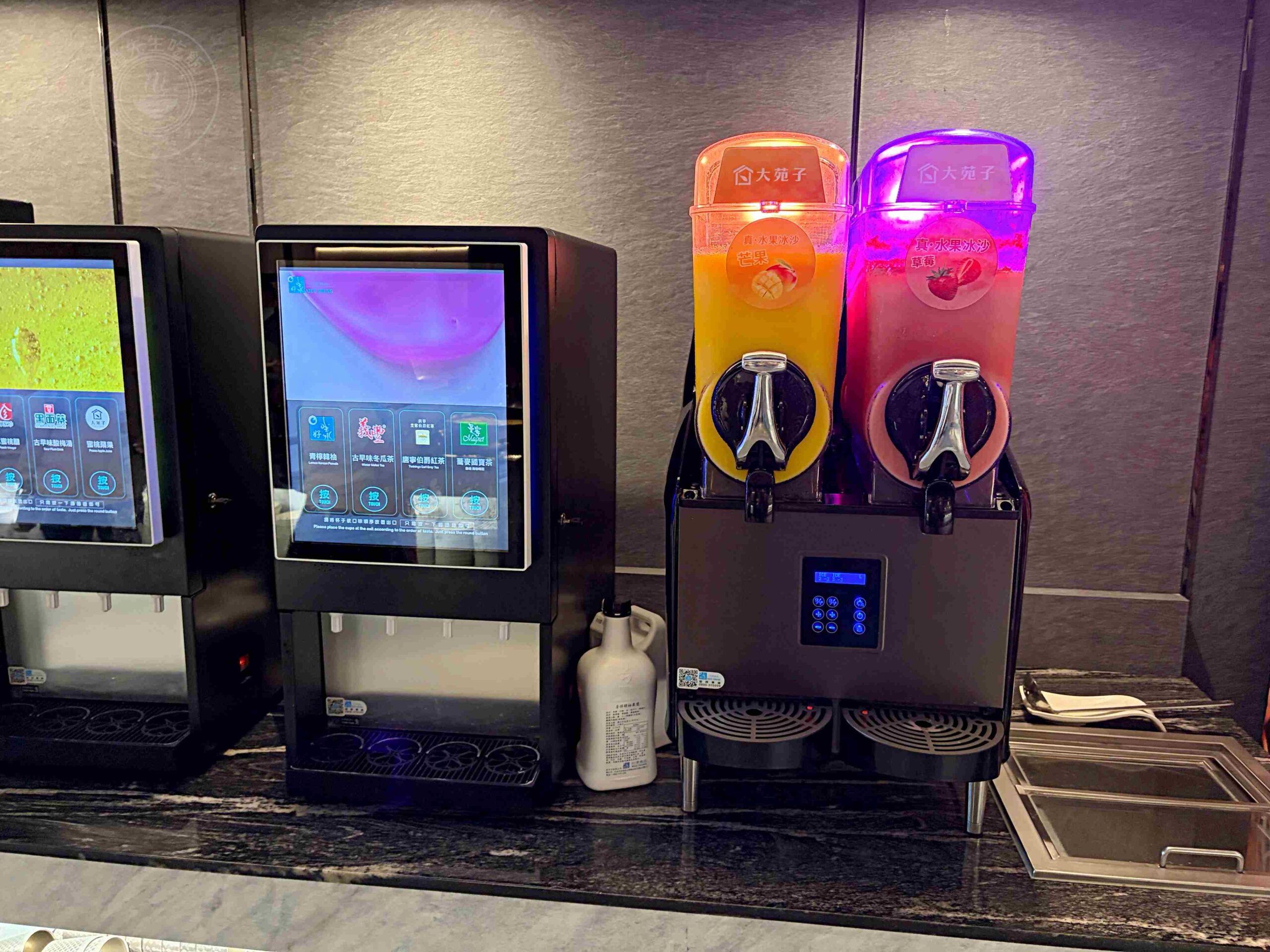 【板橋美食】貴族世家板橋板新店，平價牛排，百樣自助吧吃到飽，海鮮熱炒都有推薦(菜單) @趙先生吃飯