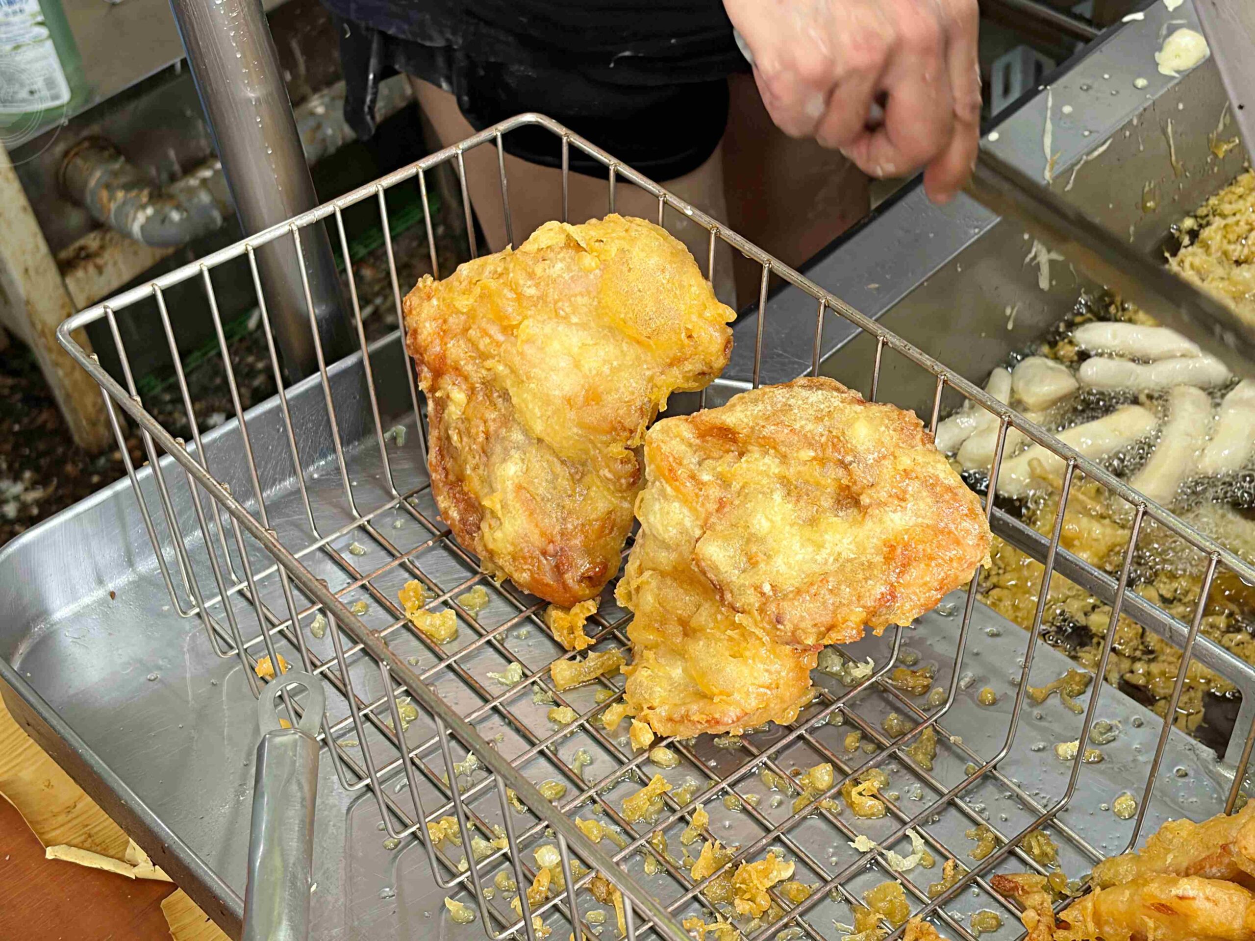 太有錢的千萬別來，雞肉串10元，雞排50元，全部炸物都不超過50元！ @趙先生吃飯