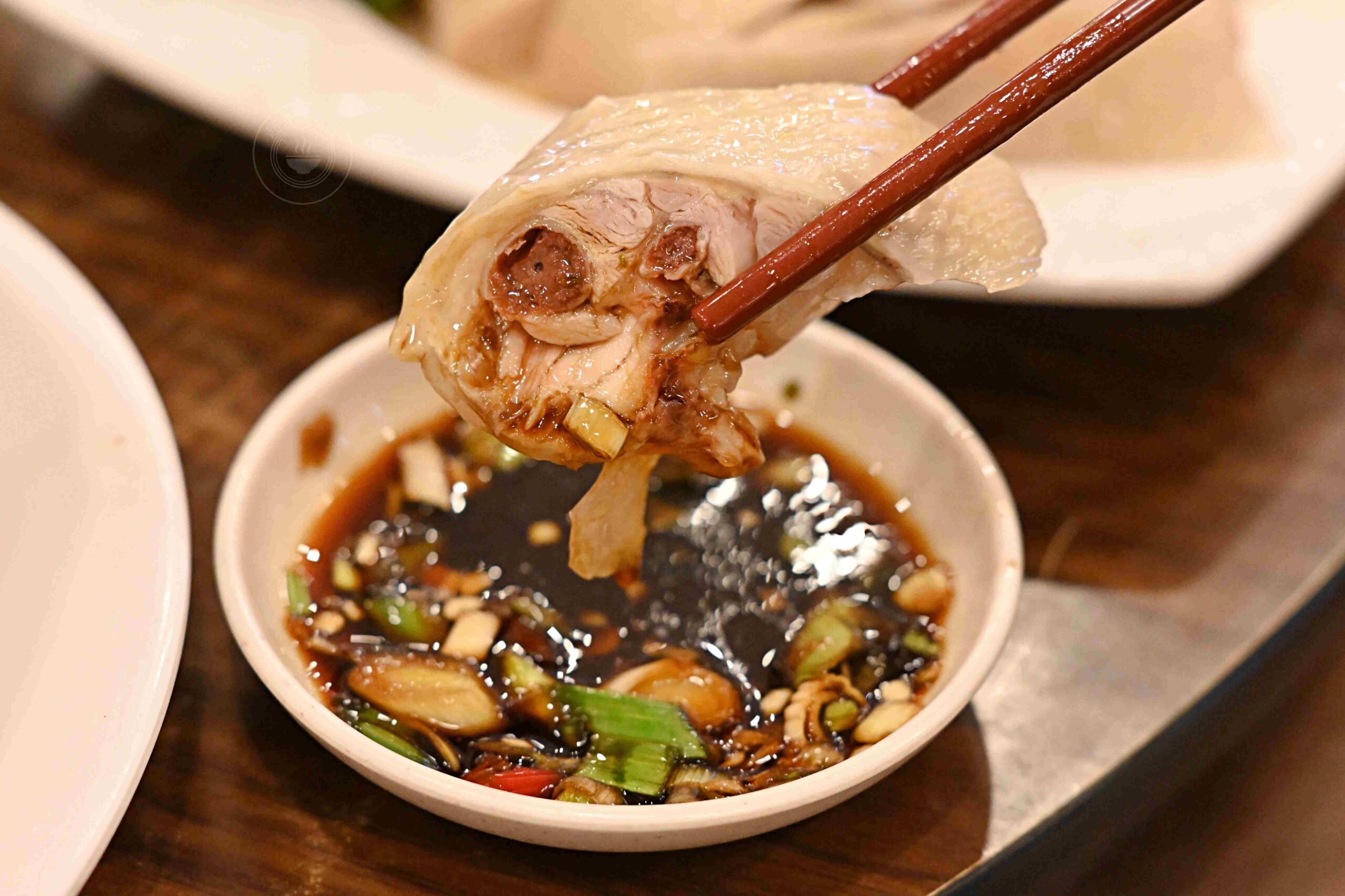 超便宜活魚餐廳,一堆人包遊覽車來吃,砂鍋魚頭、 鄉村油雞都是招牌! @趙先生吃飯 超便宜活魚餐廳,一堆人包遊覽車來吃,砂鍋魚頭、 鄉村油雞都是招牌! @趙先生吃飯