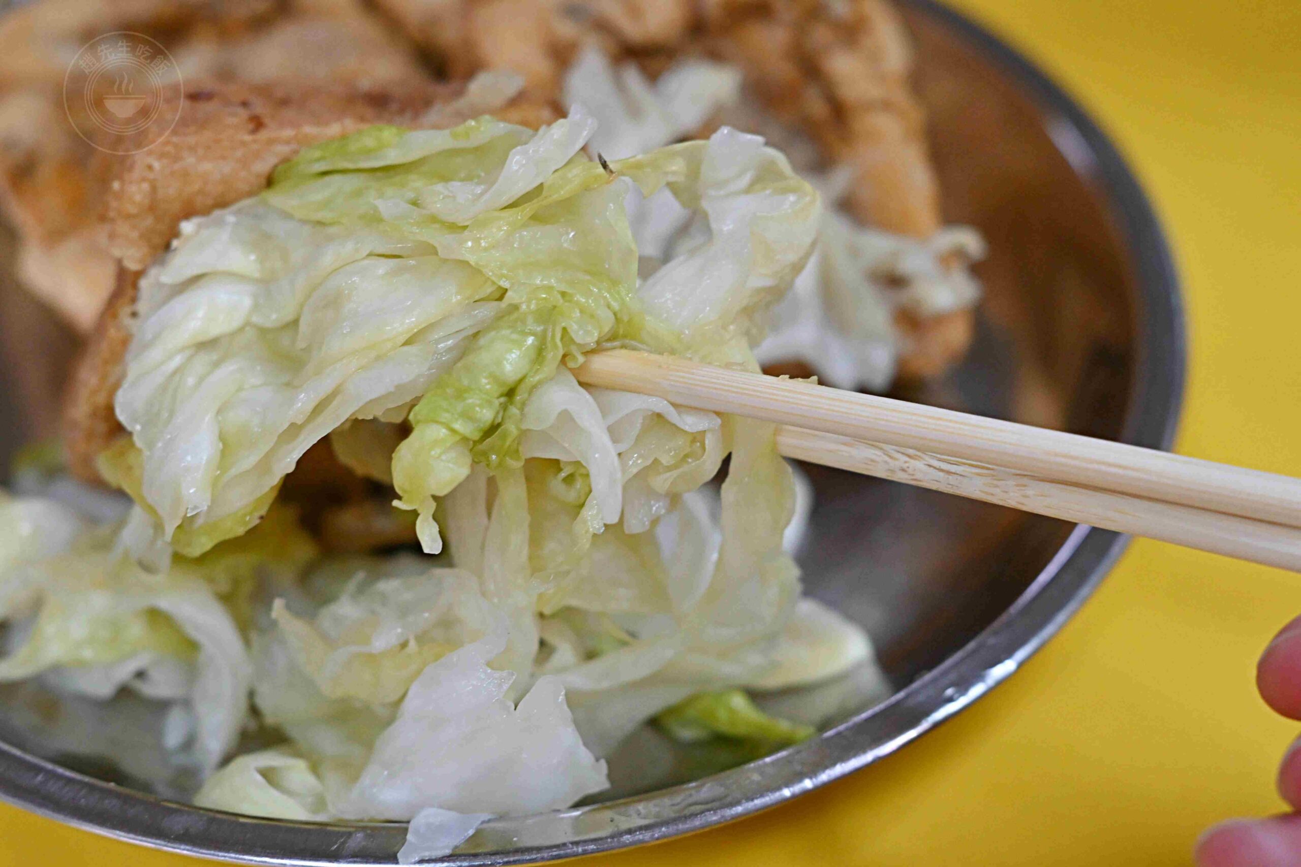 超巨大臭豆腐只要15元,老闆只開下午到晚上,每天狂炸到來不及賣! @趙先生吃飯 超巨大臭豆腐只要15元,老闆只開下午到晚上,每天狂炸到來不及賣! @趙先生吃飯