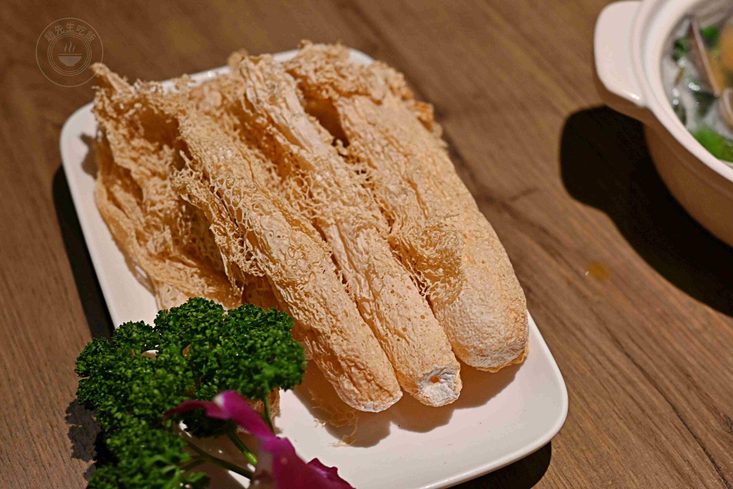 親戚說,不喝驥園雞湯了,改喝這家鮑魚雞湯更好喝,龍蝦還買一送一 @趙先生吃飯 親戚說,不喝驥園雞湯了,改喝這家鮑魚雞湯更好喝,龍蝦還買一送一 @趙先生吃飯